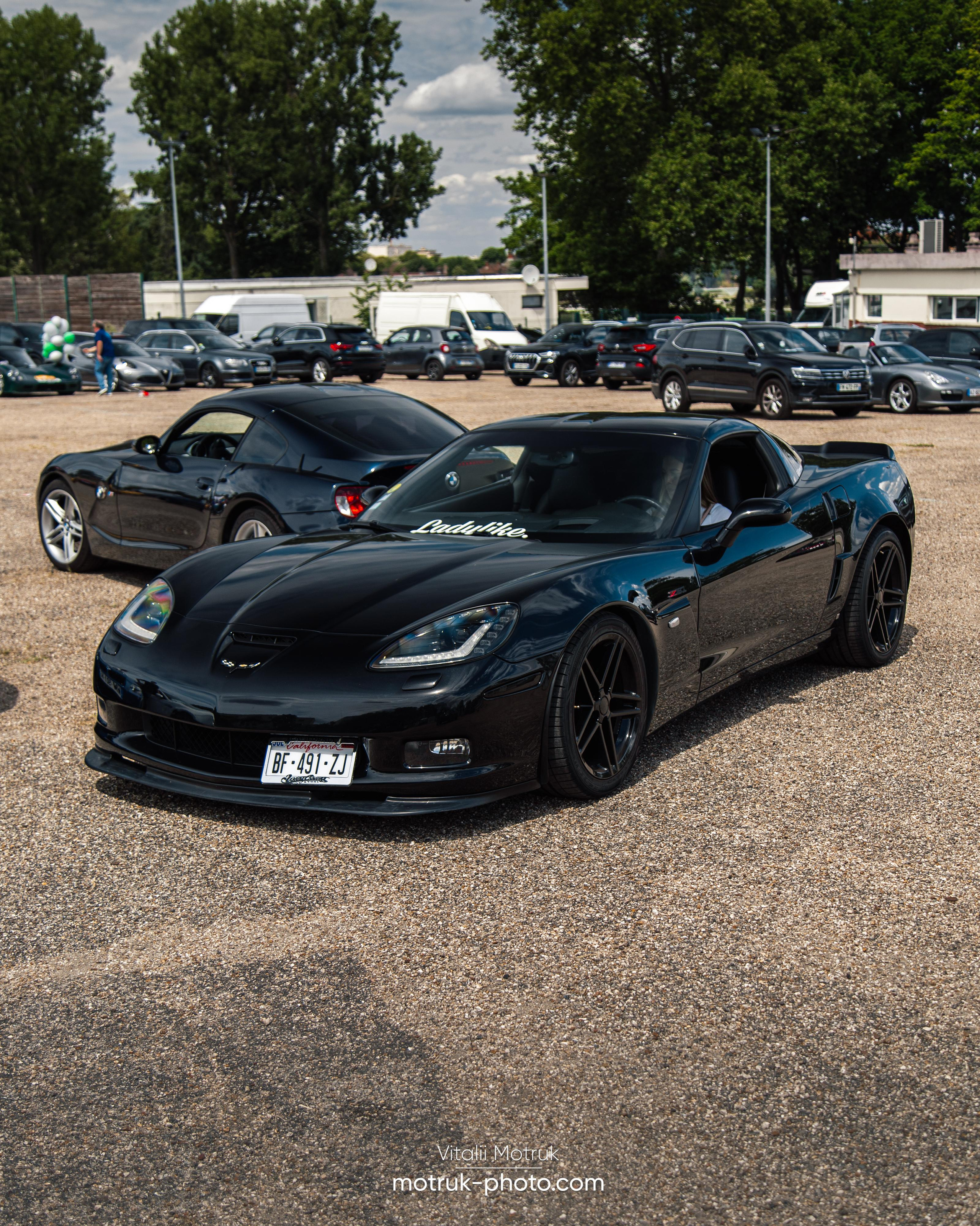 Cars and Coffee. Photographer in Paris — Vitalii Motruk