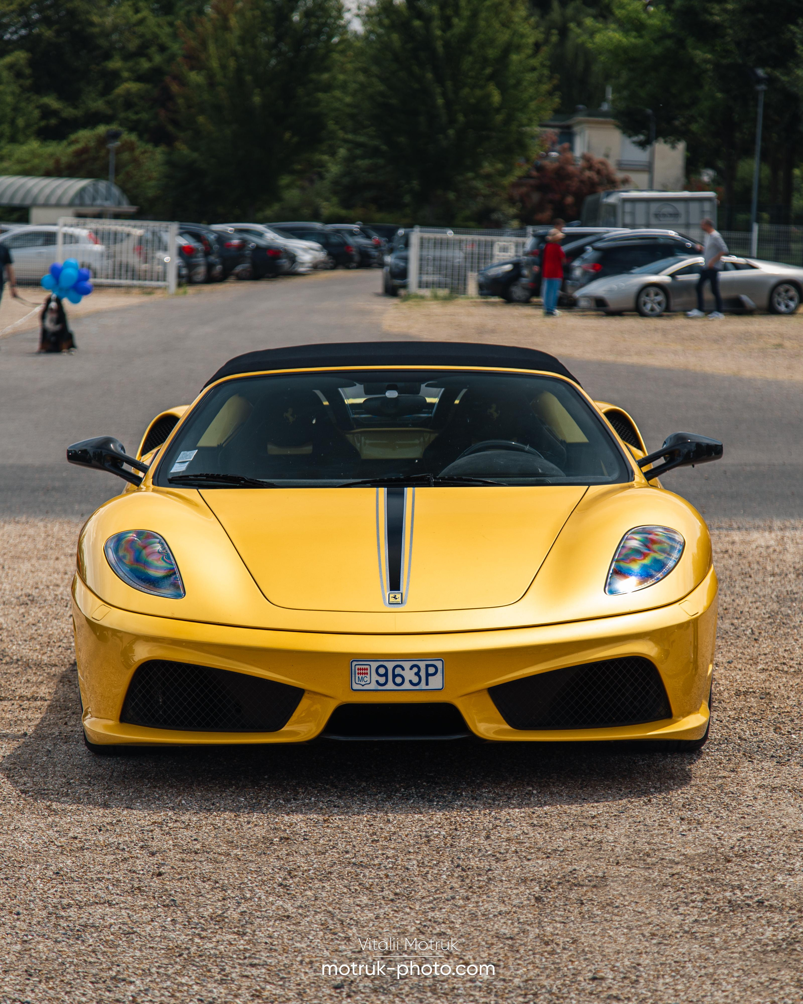 Cars and Coffee. Photographer in Paris — Vitalii Motruk