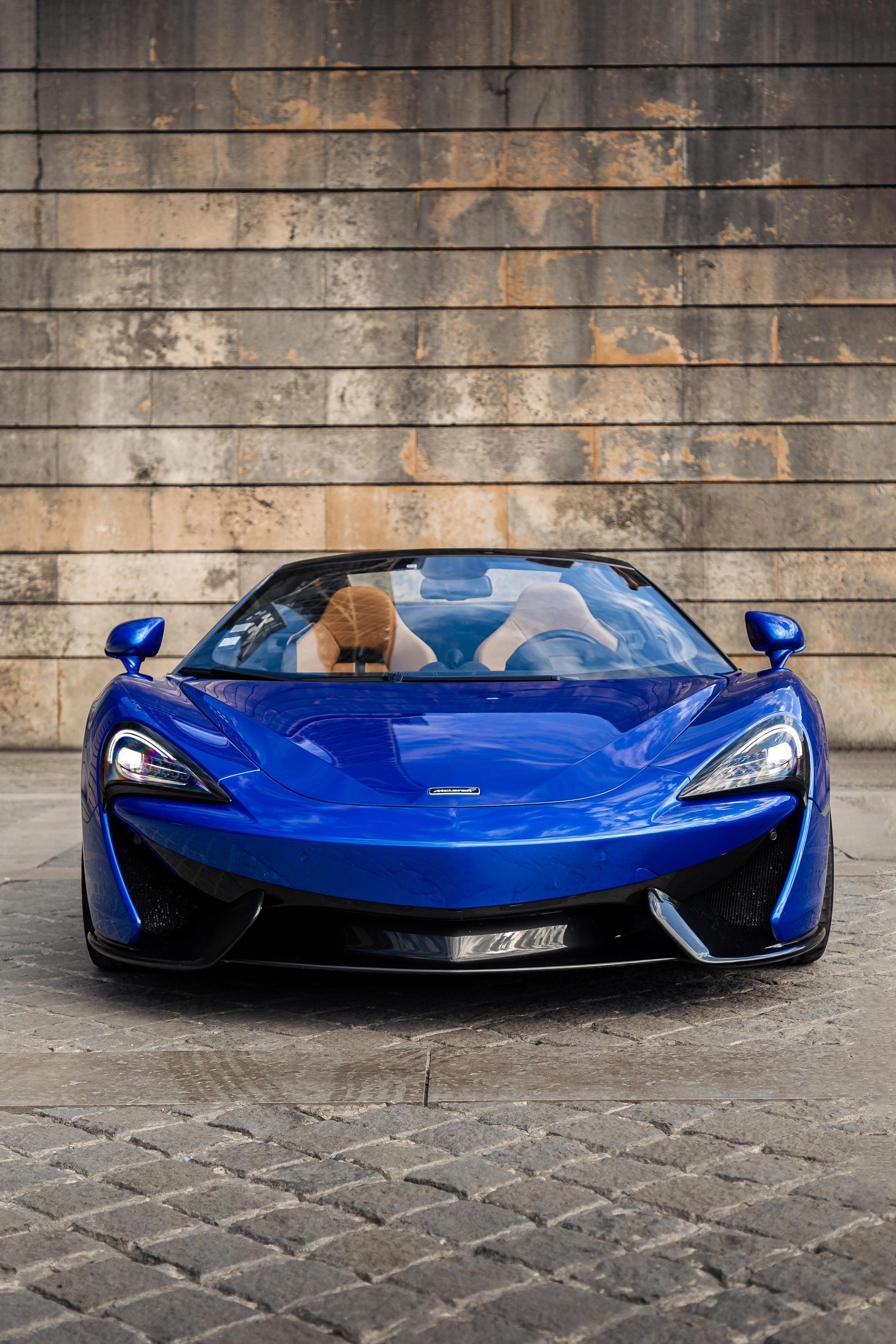 McLaren 570s. Photographe de voitures à Paris — Vitalii Motruk