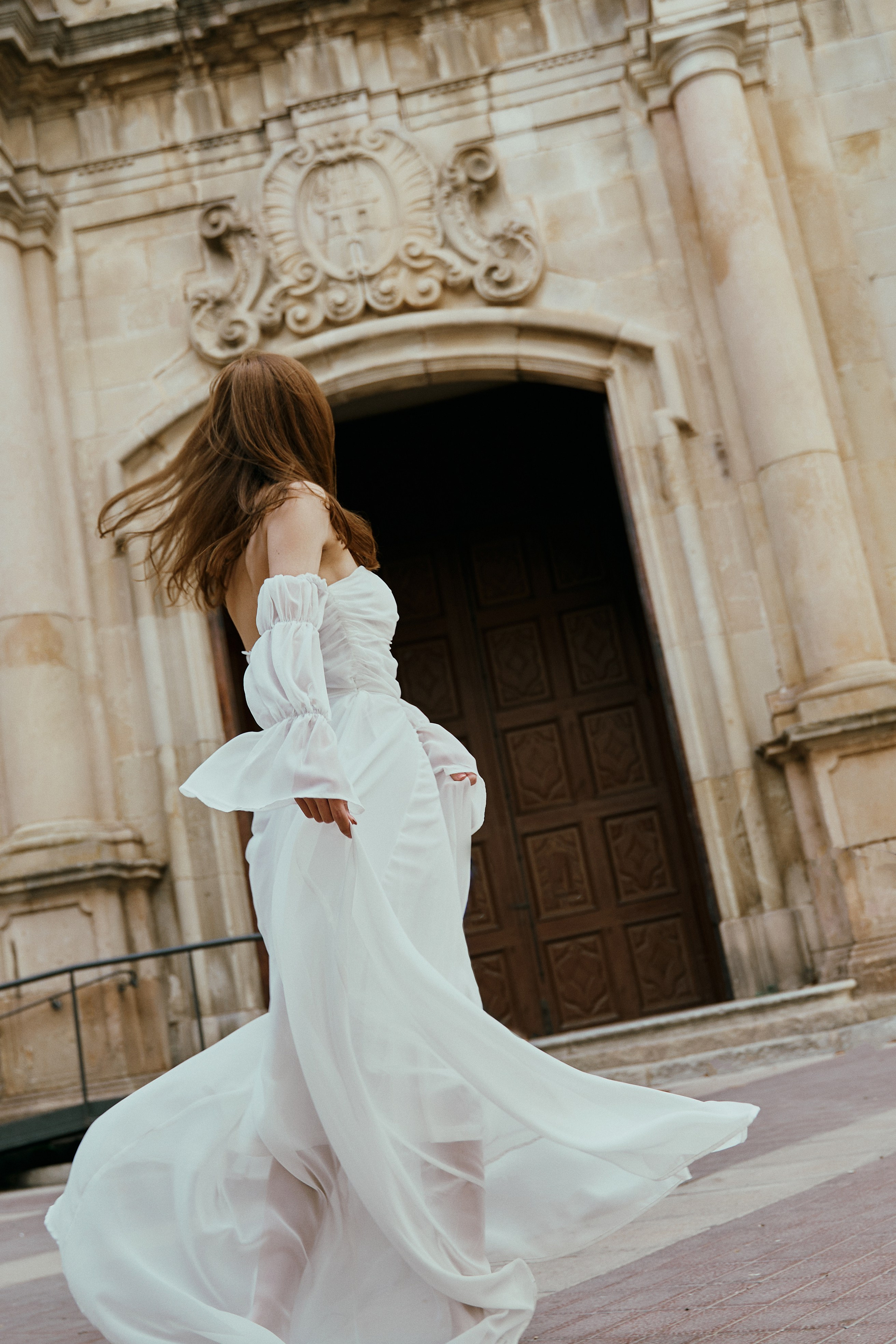 The runaway bride. Photographer in Barcelona Spain Zhanna Zakharchenko