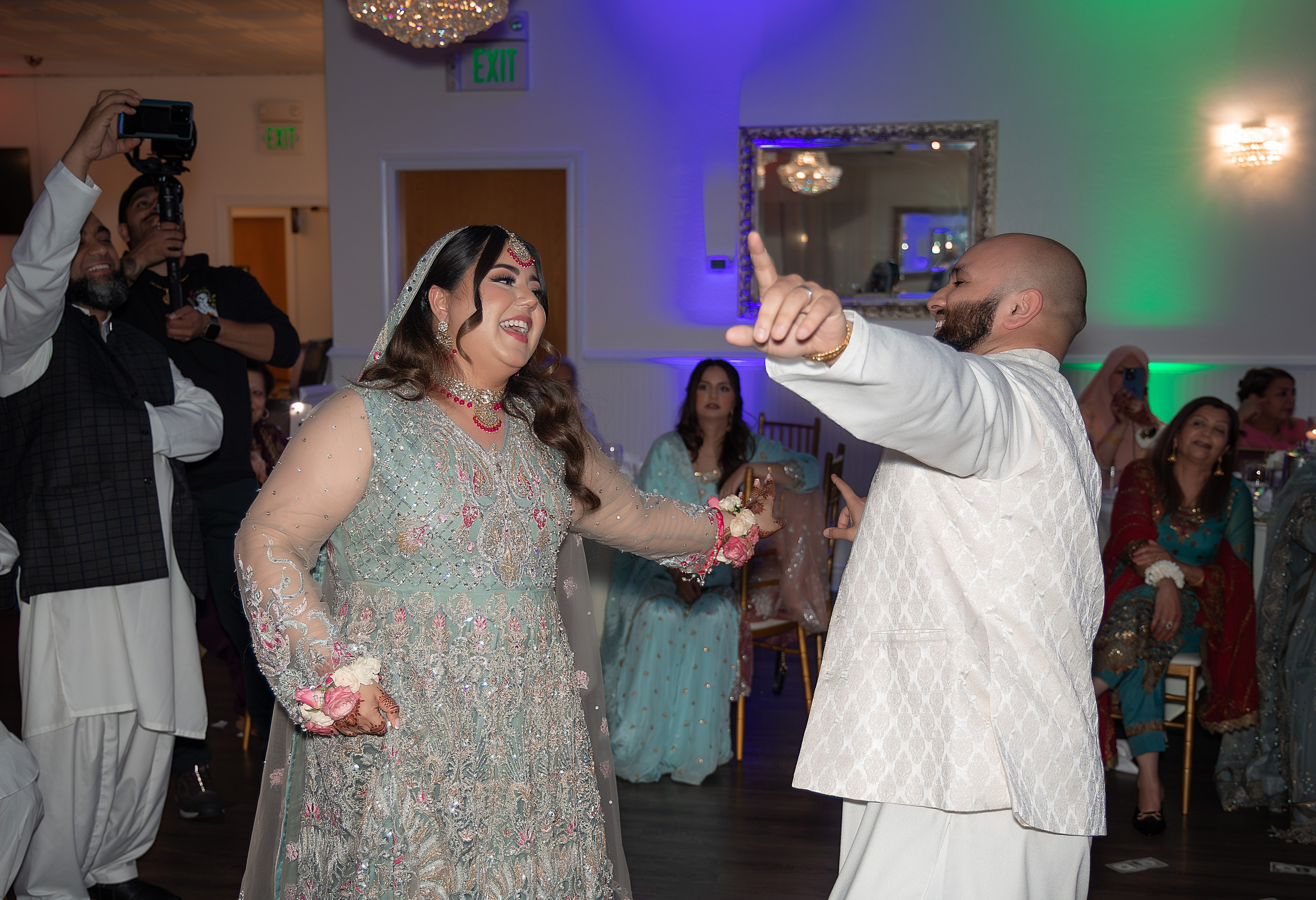 WEDDING PHOTOGRAPHY. Couples & Families photographer in Bay Area, San Jose, California