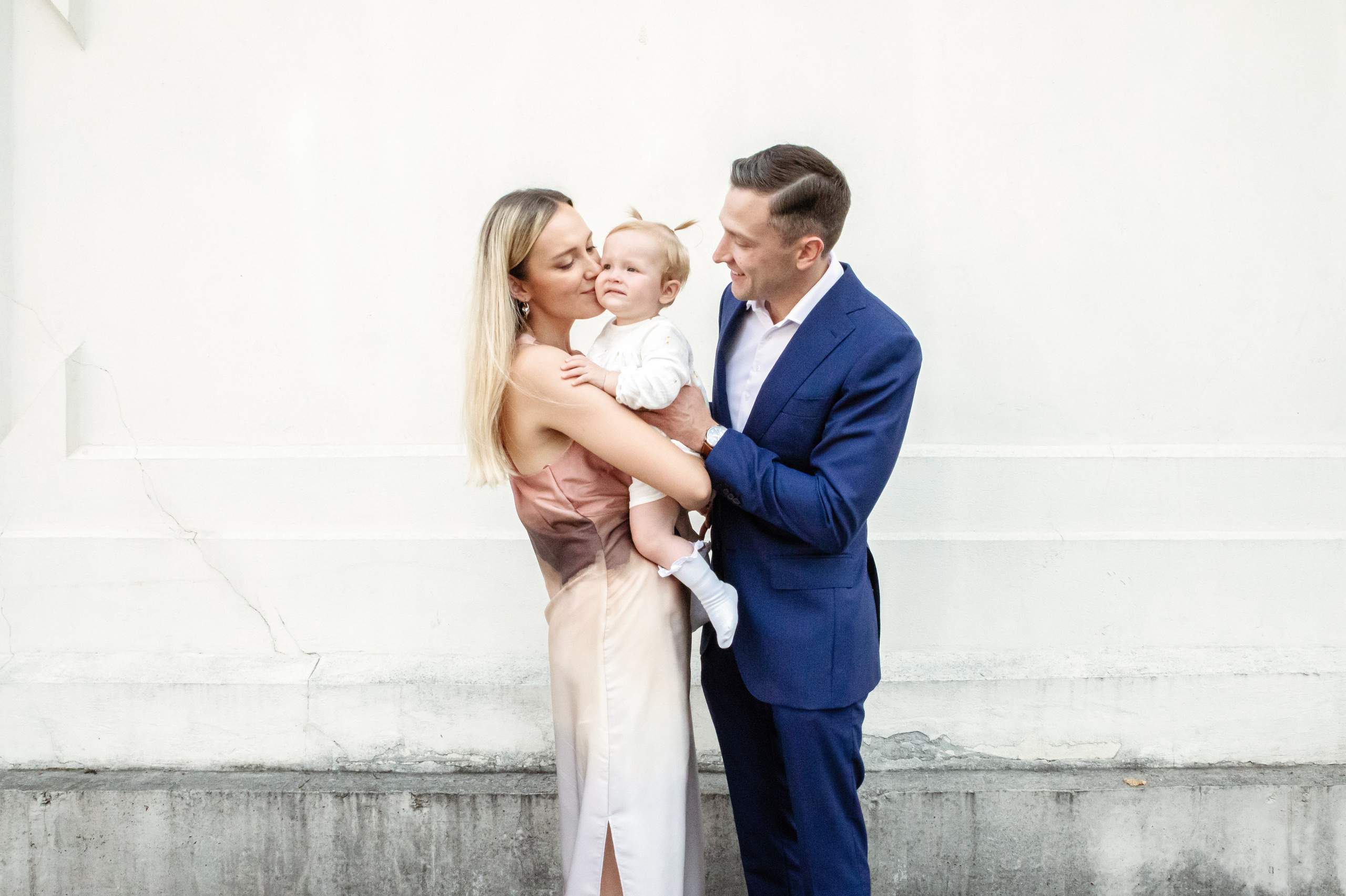 Salomėja. Wedding and family photographer in Lithuania — Yvanessa Gelvano
