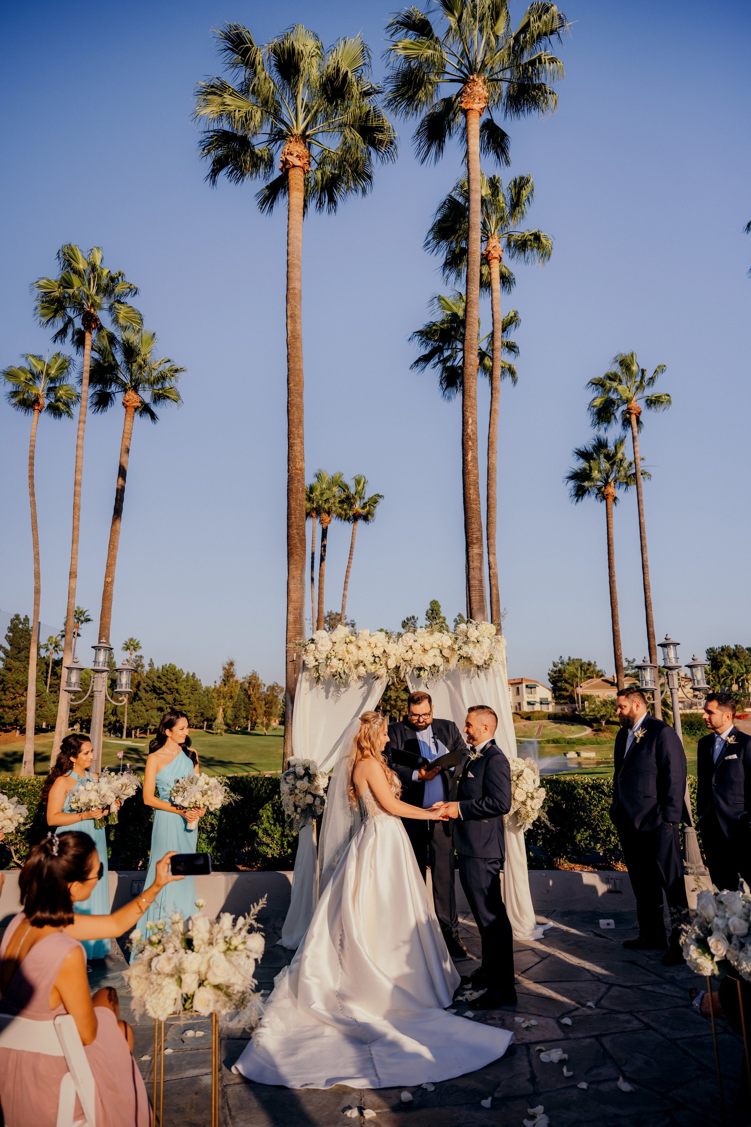 Wedding photo shoot. Wedding photographer. Wedding, maternity and family photographer in Charlotte Tasha Minn