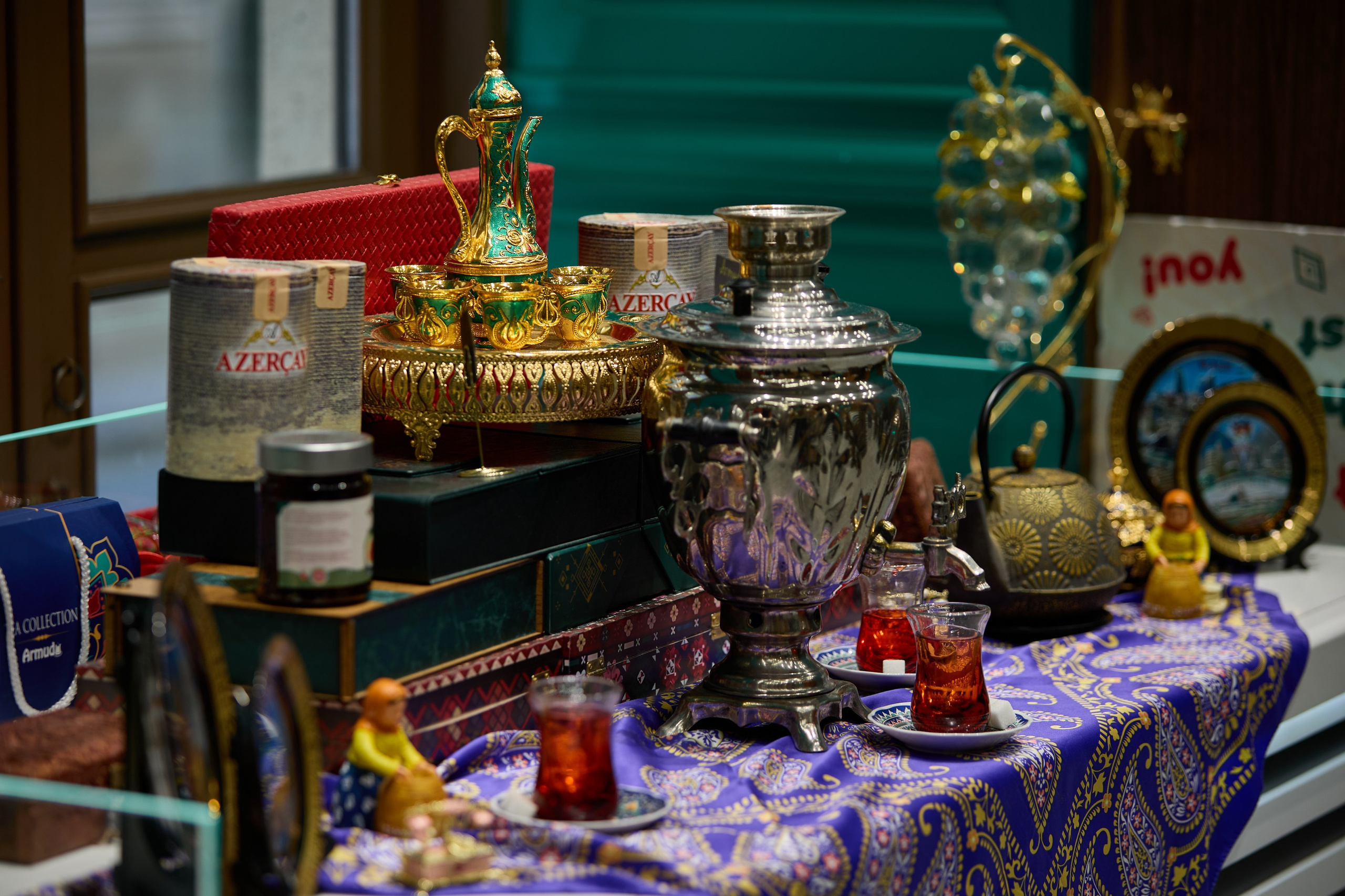 Экскурсия по Баку. День 2. Photographer in Baku Kamran Enceladus