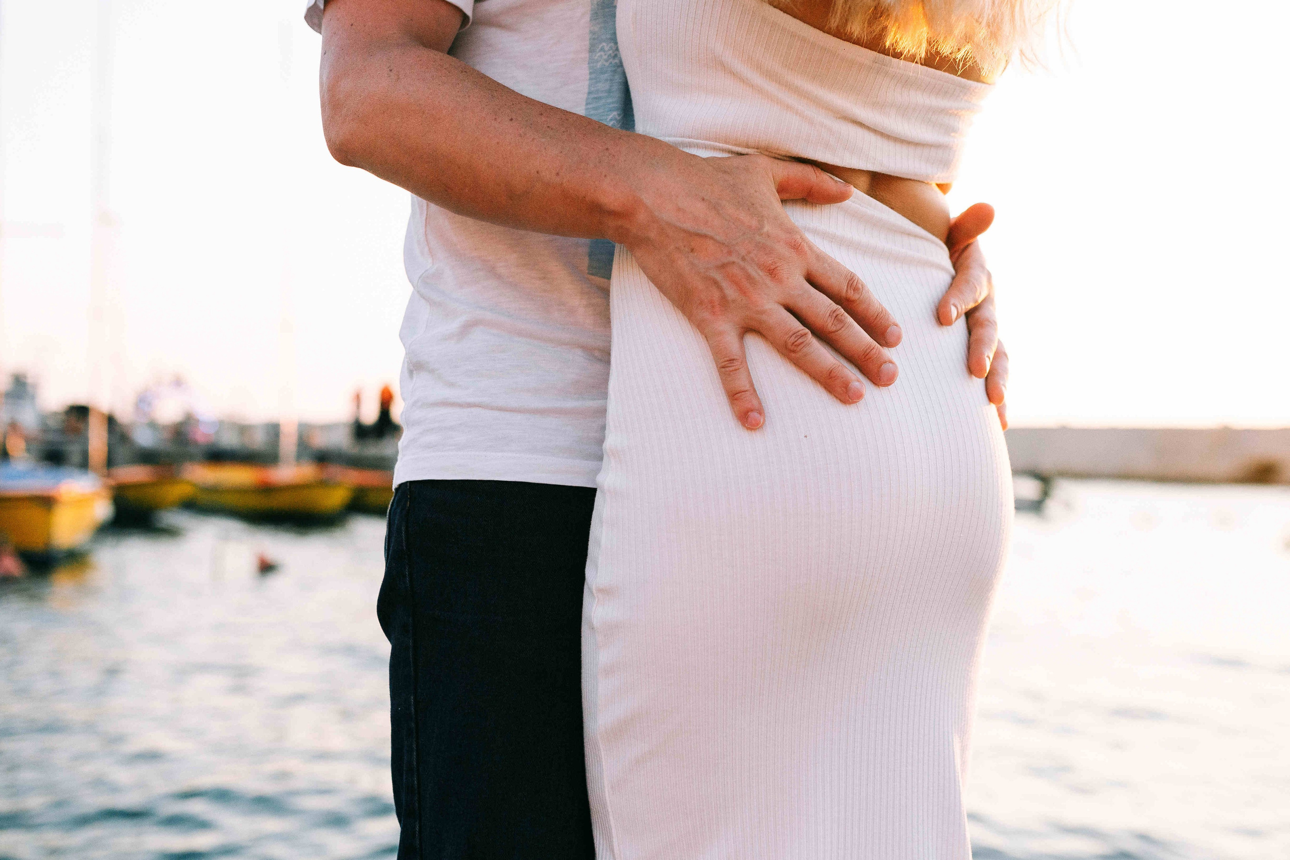 SUNSET IN JAFFO PORT. PHOTOGRAPHER IN ISRAEL