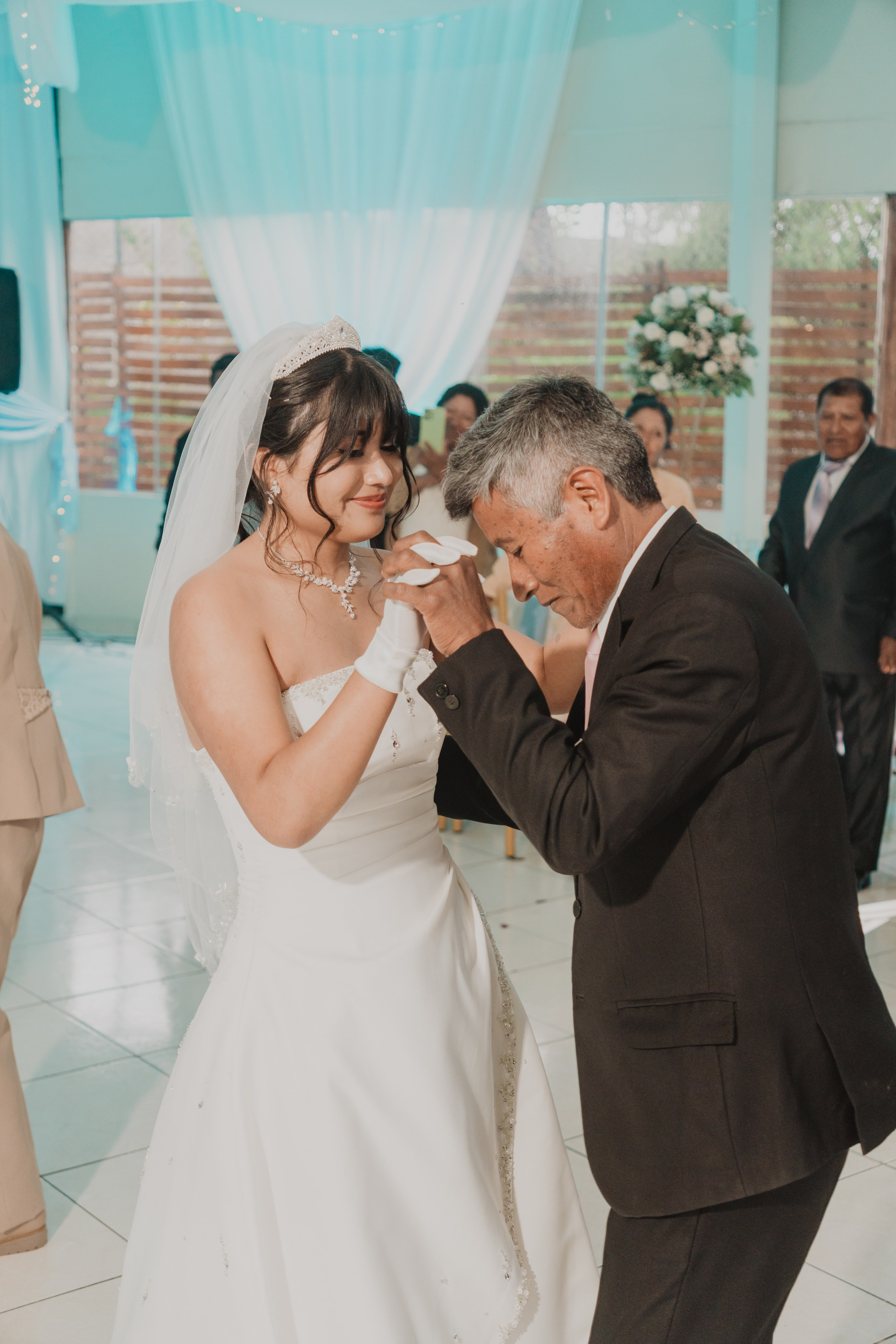 STEISY + EMMANUEL | BODA RELIGIOSA. Studio KVTA | Fotografía y Video de Bodas en Arequipa
