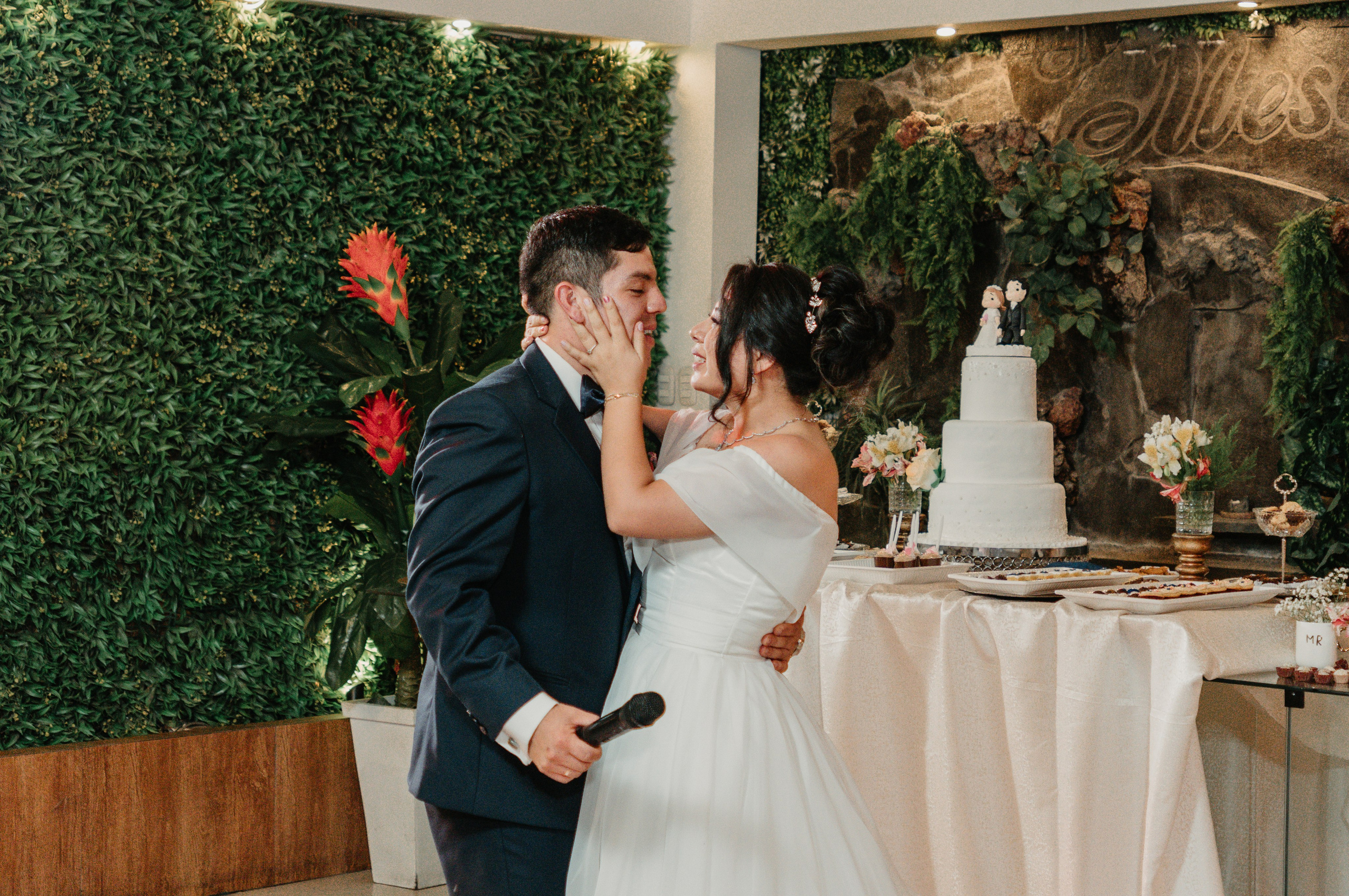 ALEJANDRA + RODRIGO BODA RELIGIOSA. Studio KVTA | Fotografía y Video de Bodas en Arequipa