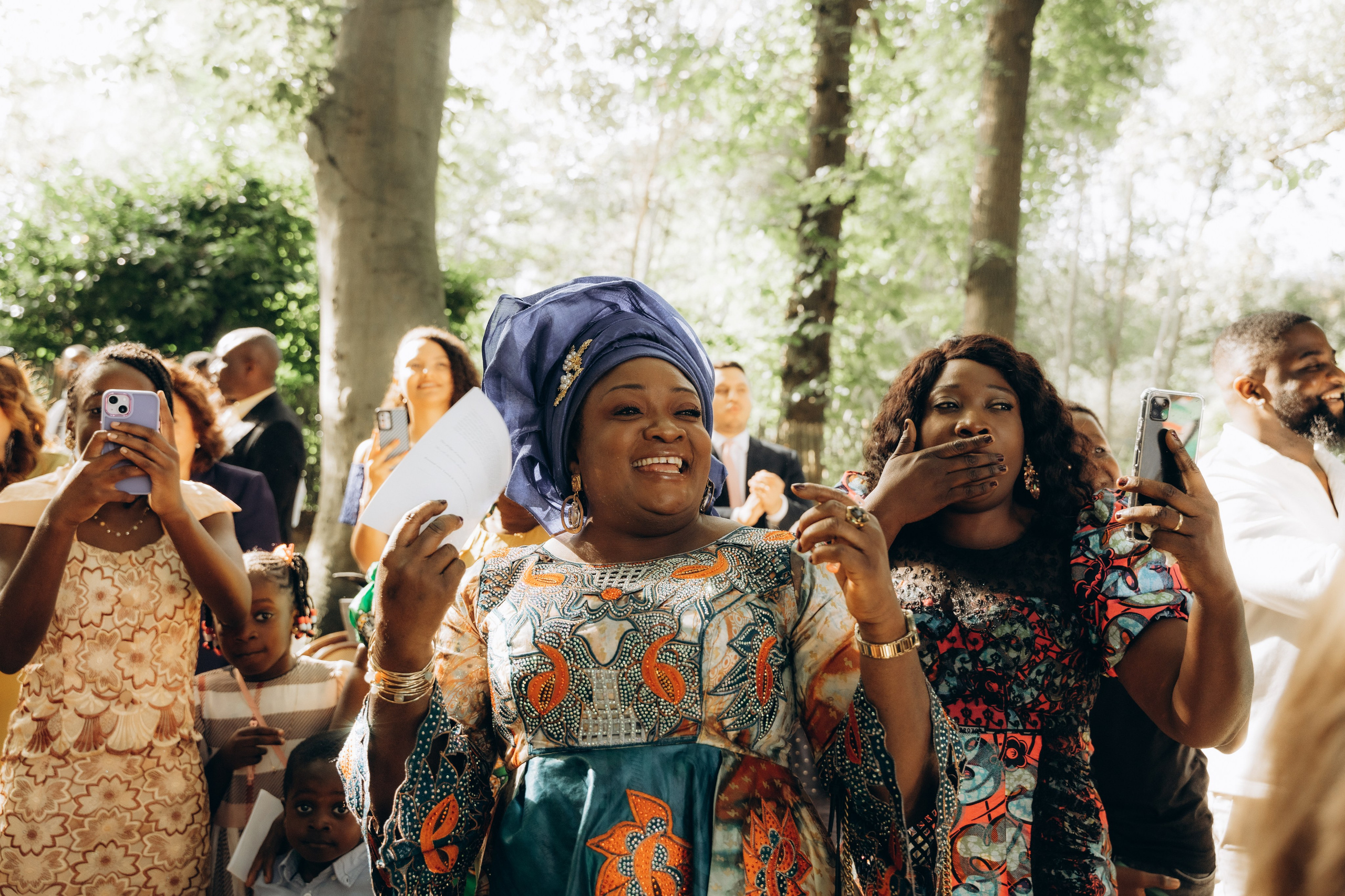 Anisa & Yannick huwelijk in Gent. Little Birdie – Jouw familie- en huwelijksfotograaf in België en daarbuiten