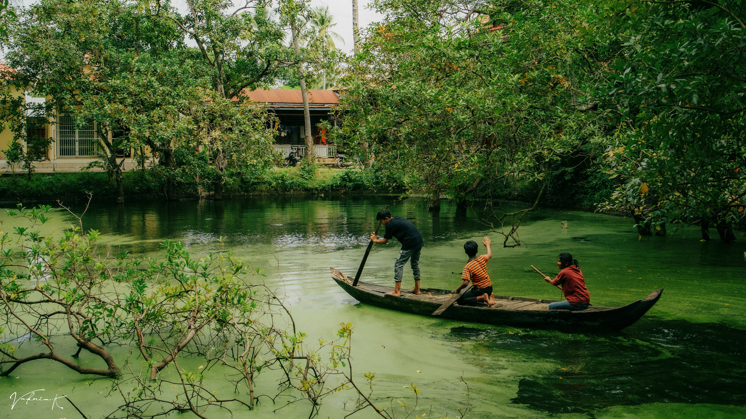 Lifestyle and wedding photographer in Dubai Valeria Kikvidze