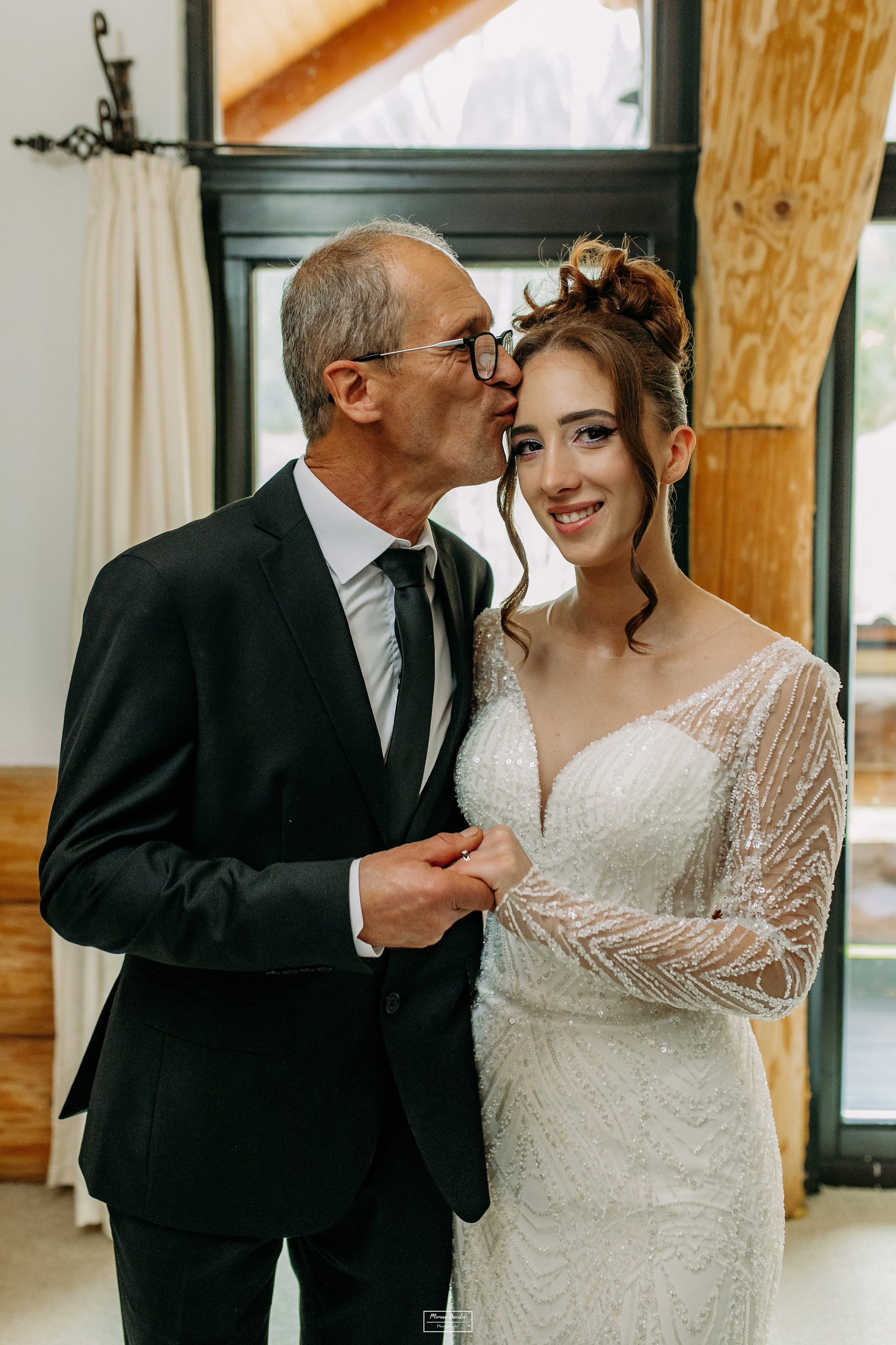 Nuntă Marinela & Ionuț. Photographer Miruna Buculei