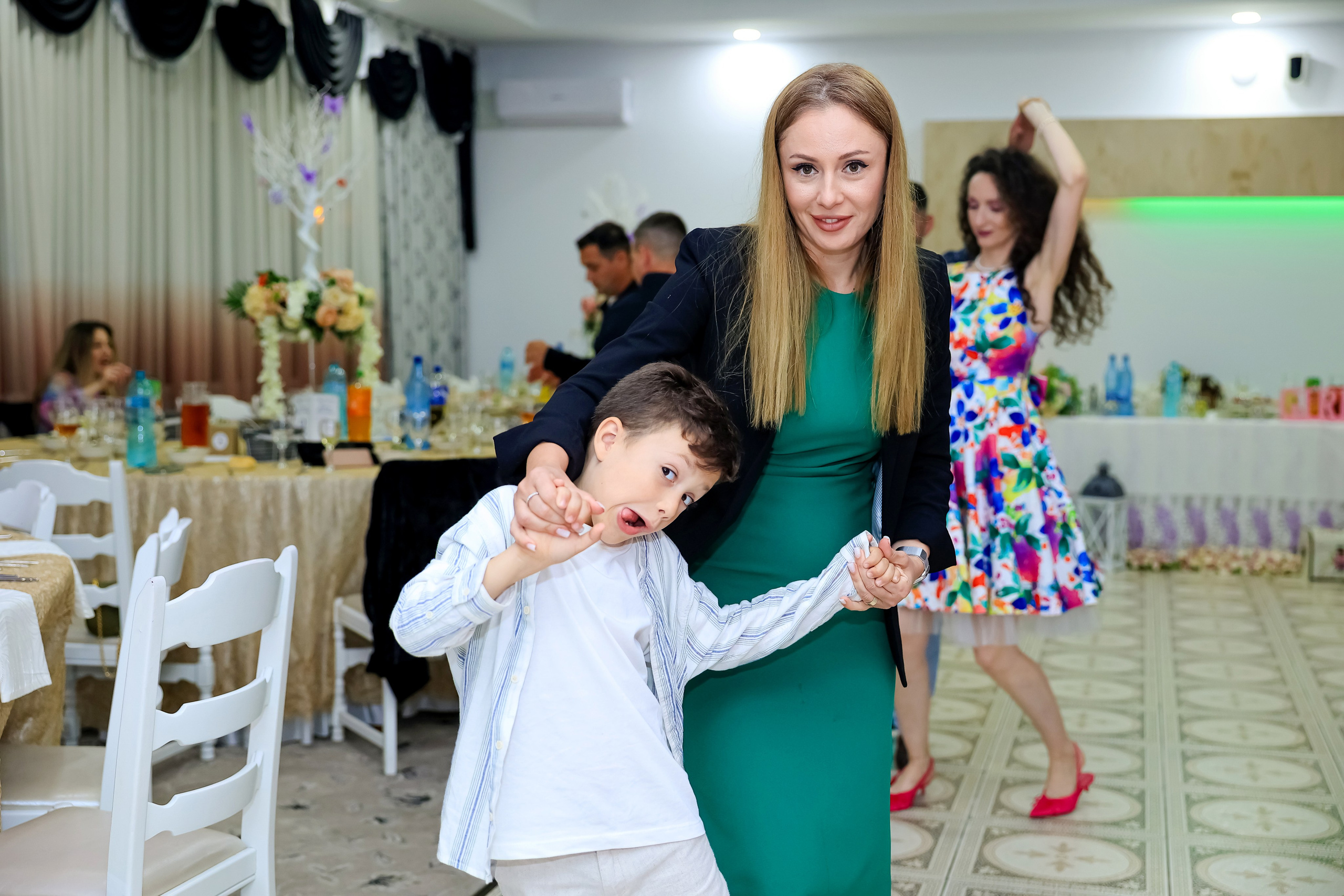 Iris Stefania. Moments By Gub