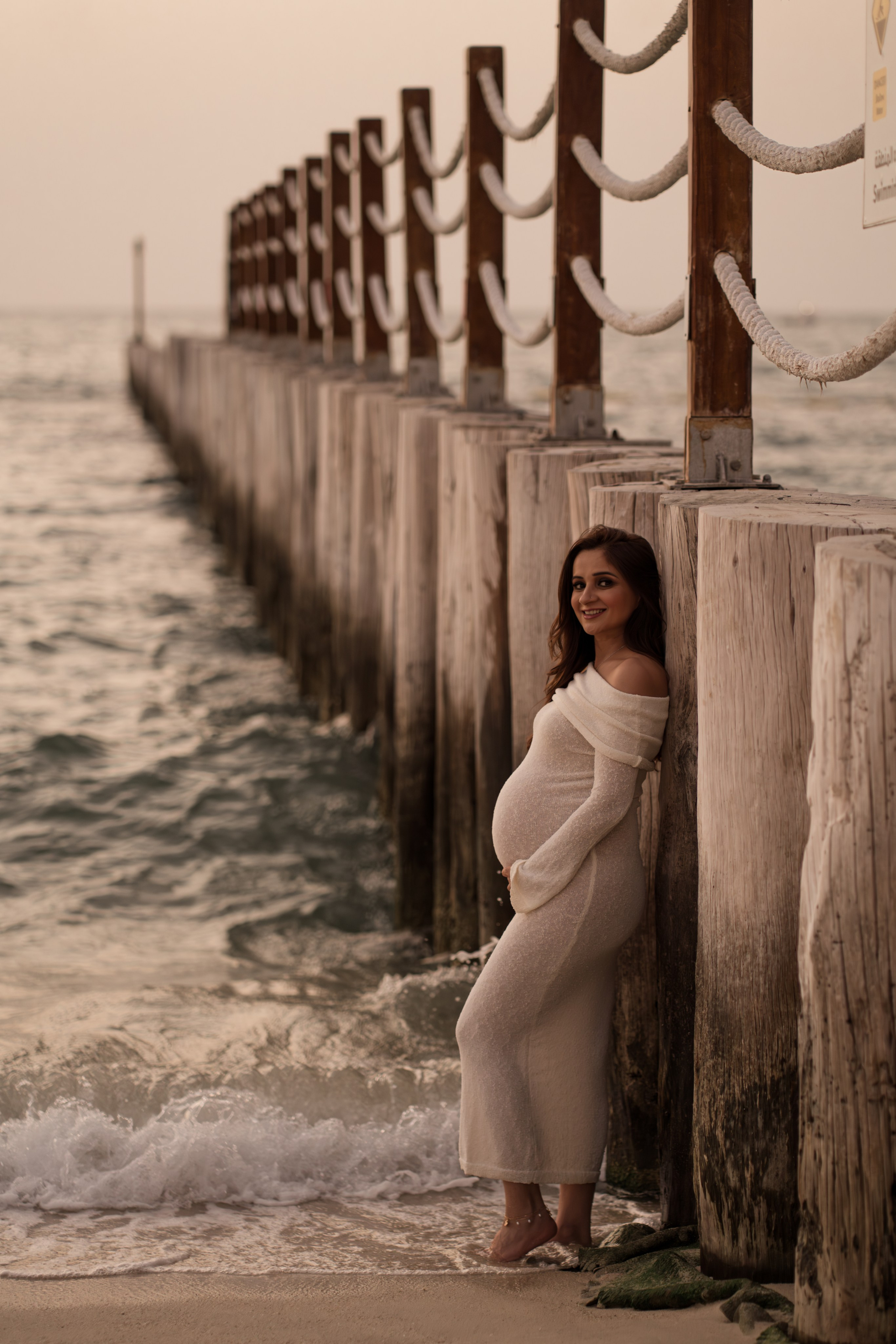 Waves of new beginnings. Angela Iakovleva — Family Photographer in Dubai