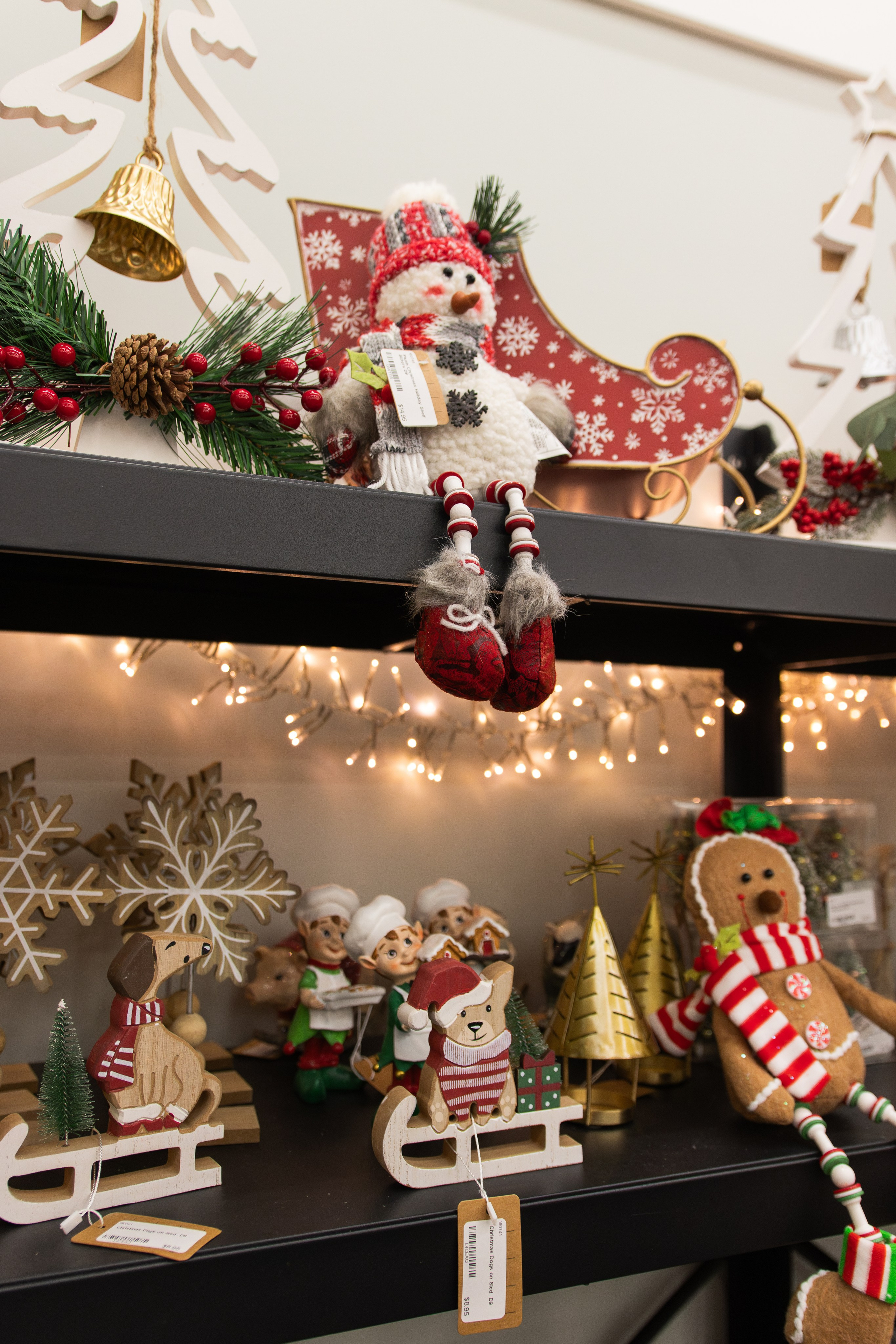 Painted Tree Boutiques Round Rock winter retail photoshoot collection