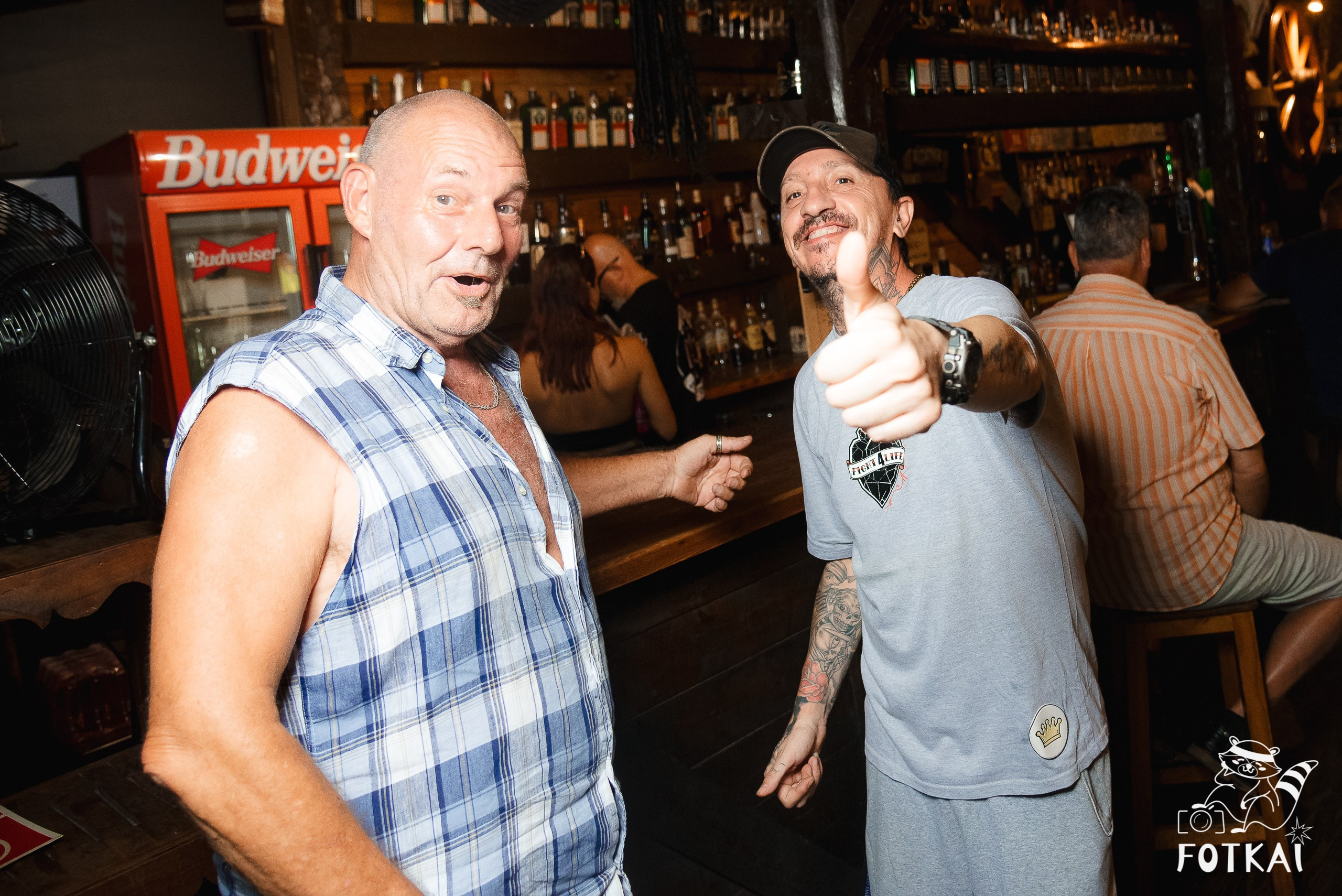 Reportaje fotográfico de FOTKAI | Get Back en El Paso Bar | Torrevieja, España, 12 de julio de 2025