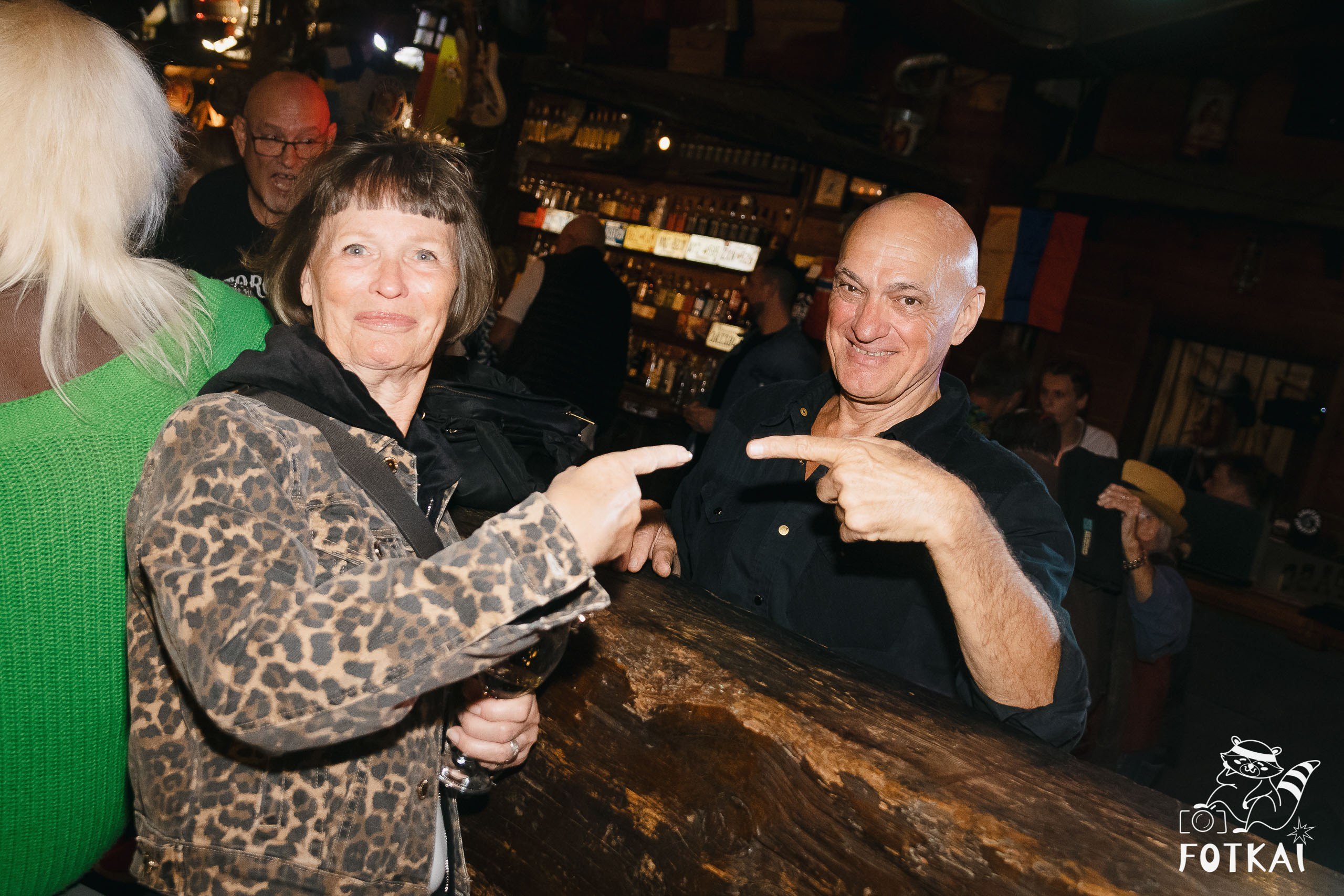 Фоторепортаж JAM Night в El Paso Bar, Torrevieja — живая музыка и атмосфера Коста-Бланки | FOTKAI