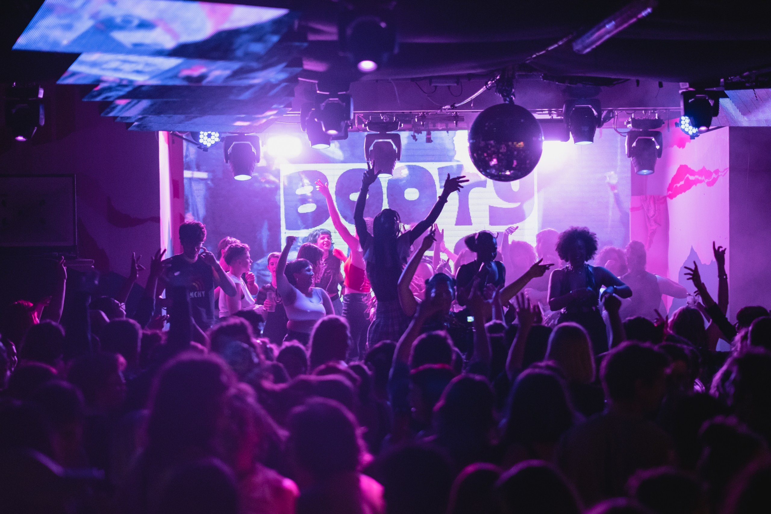 Cómo atraer más público a tu concierto | Promoción musical con FOTKAI