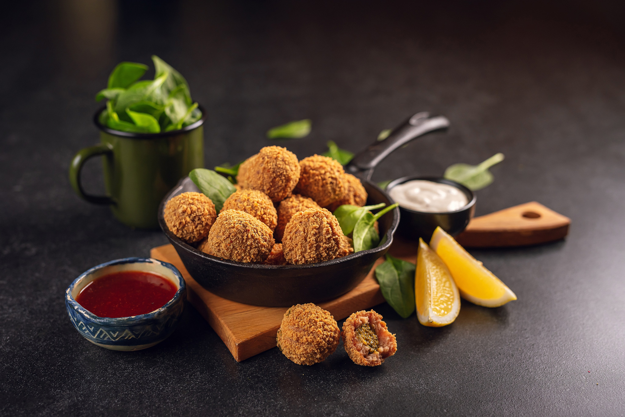 Amber Fish. Fotogrāfs Rīgā. Gīmenes, individuālās un dažādu produktu fotosesijas