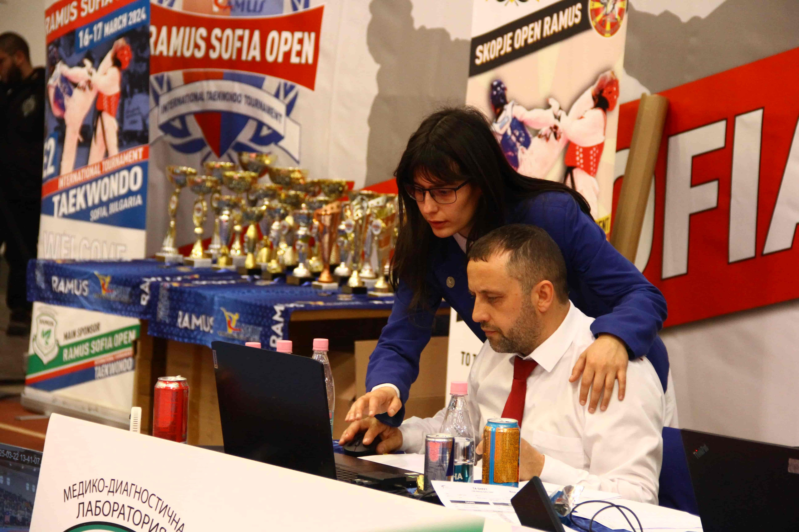 PhotoAdrenaline.com - BACKSTAGE фотография