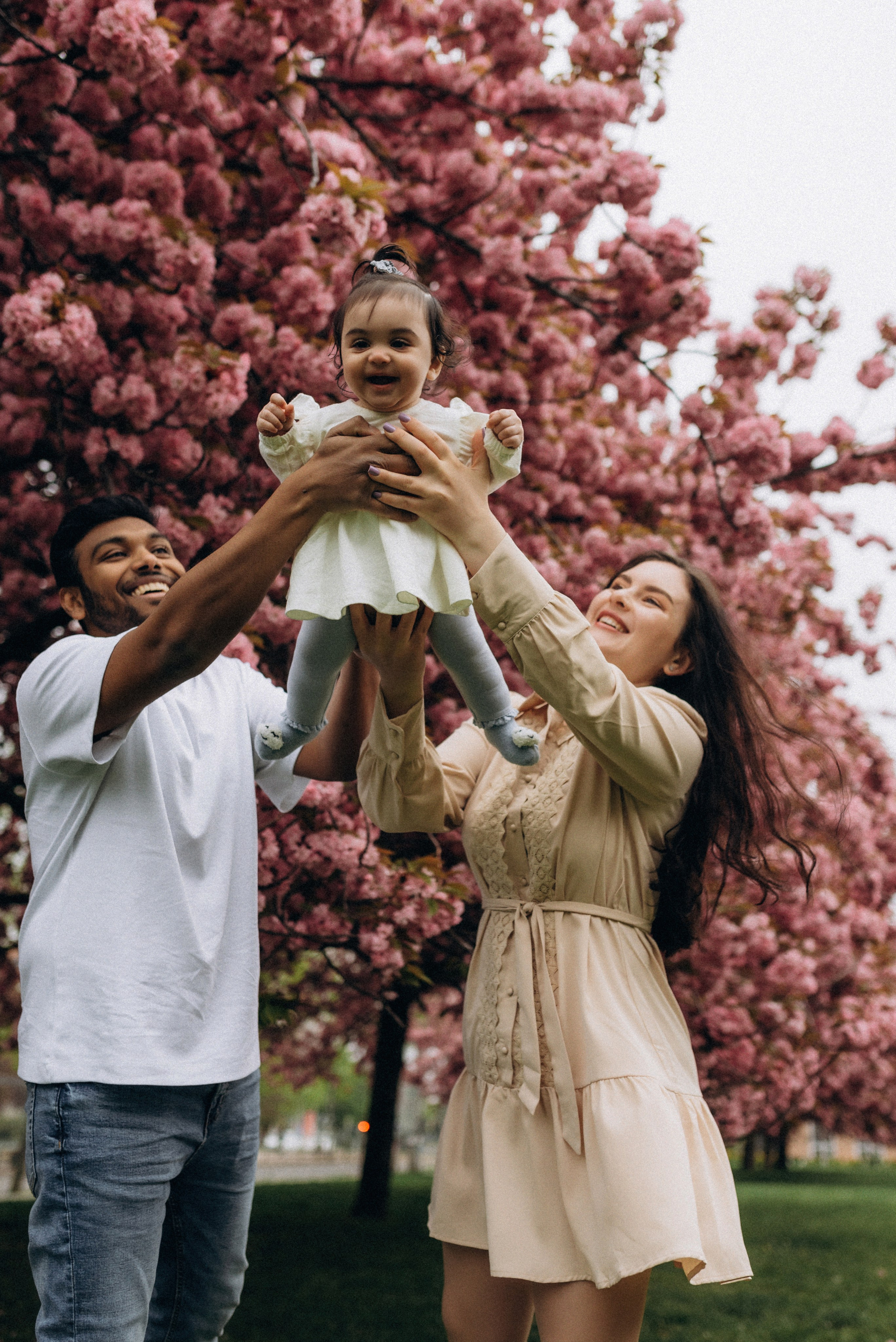 Family history in Sakura. Семейный фотограф Лейпциг, Германия