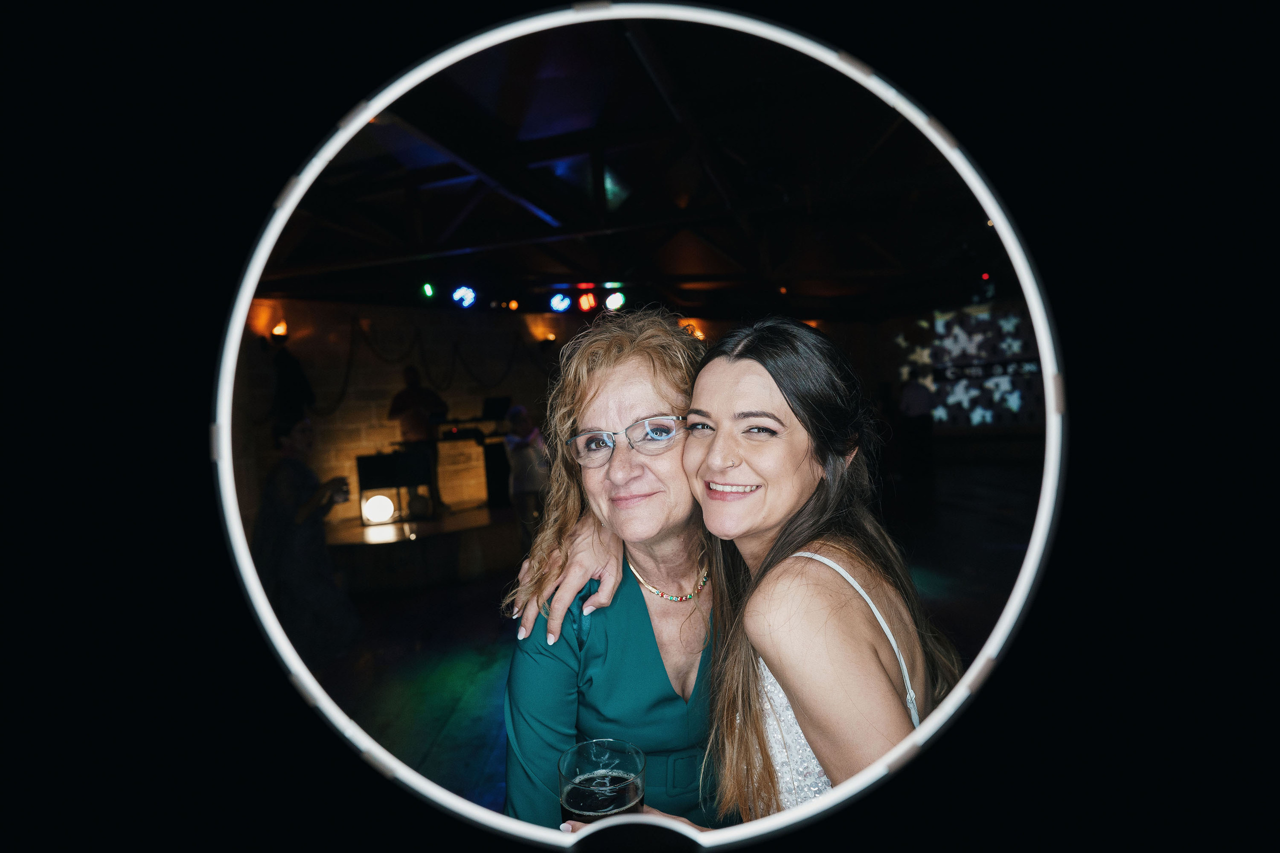 Photocircle dia del la boda novios Sandra y Jaime en Castillo Bonavia. PIXLOVE - Fotógrafos de bodas Huesca Pirineos Zaragoza
