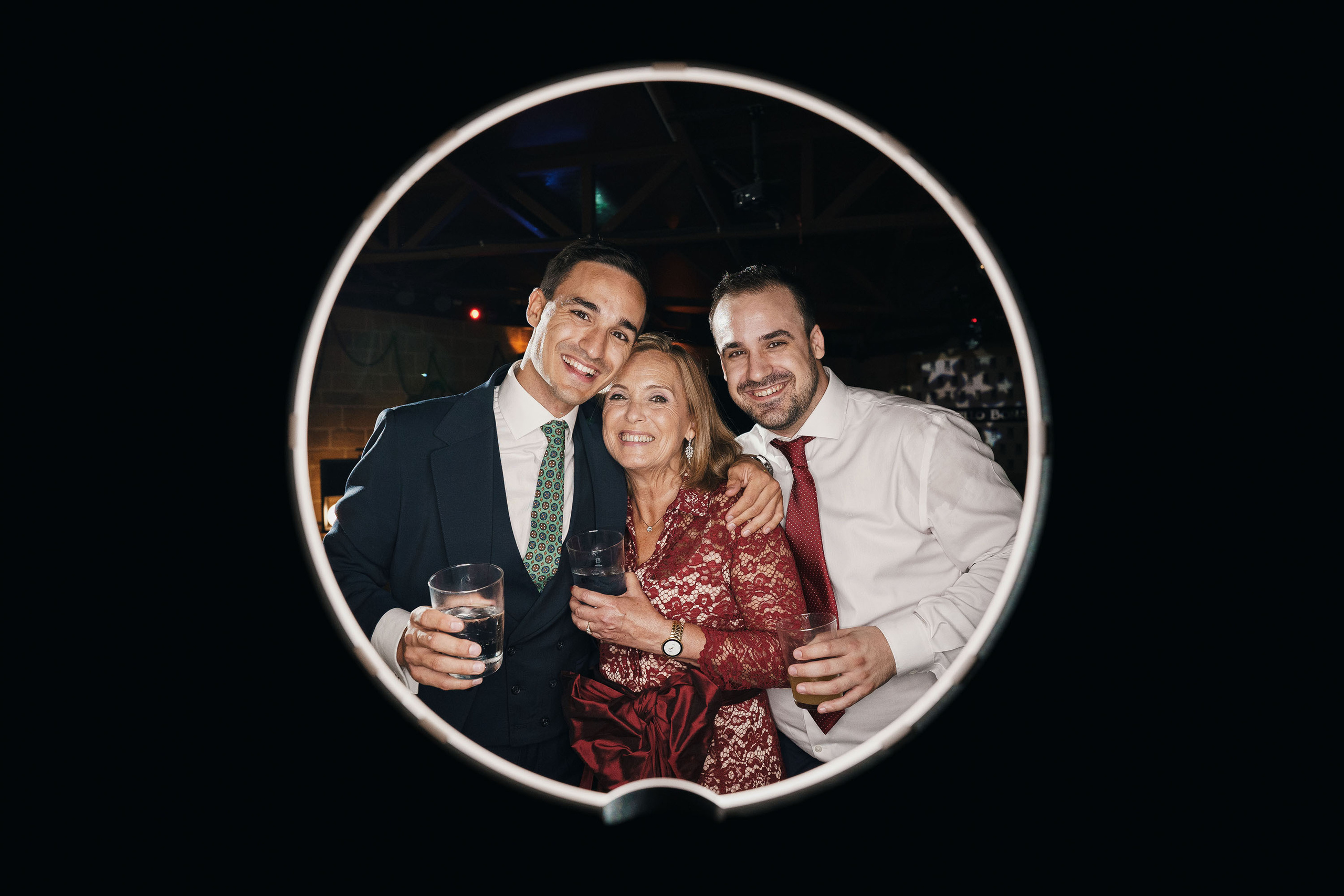 Photocircle dia del la boda novios Sandra y Jaime en Castillo Bonavia. PIXLOVE - Fotógrafos de bodas Huesca Pirineos Zaragoza