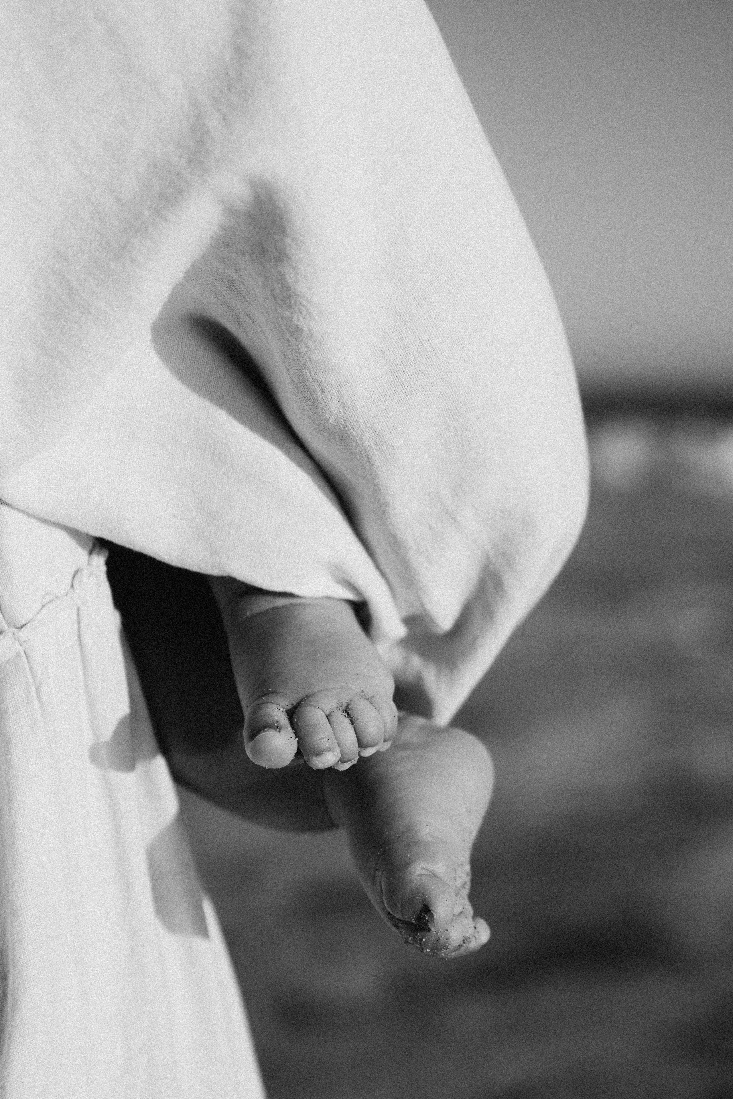 Family Photoshoot at El Matador Beach, Malibu | Taya Frank. Southern California Family and Couple Photographer