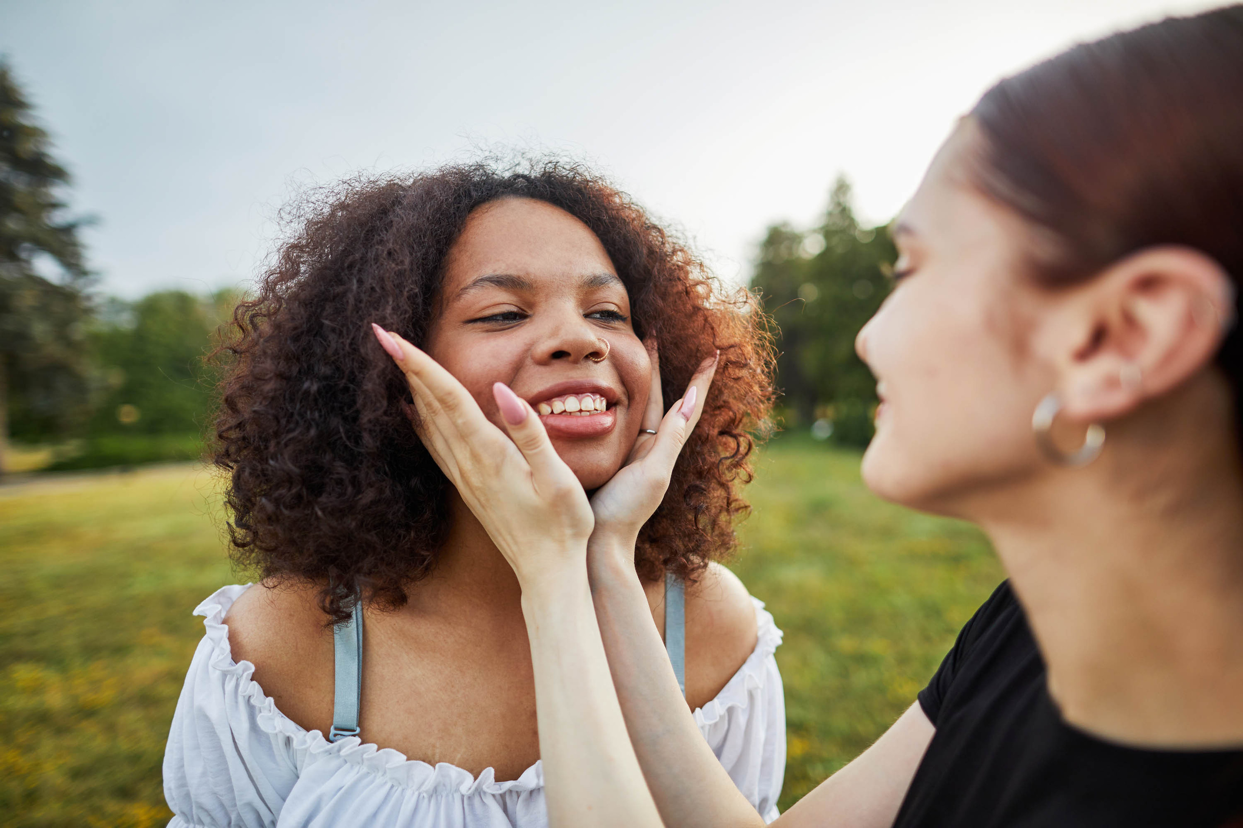Rachel & Yulia. Portrait lifestyle photographer, I love people and photography