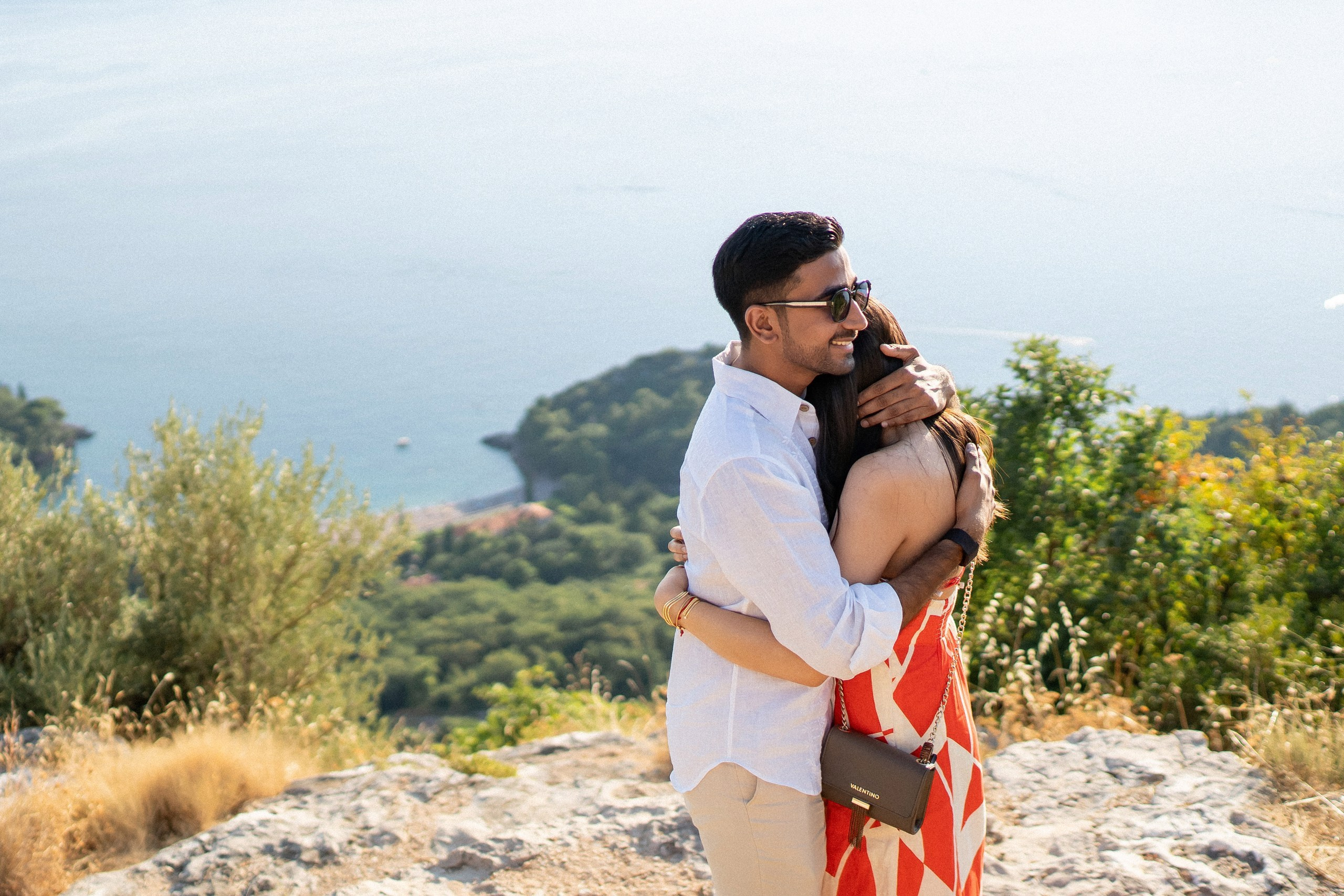 Сделайте предложение с невероятным видом в Черногории