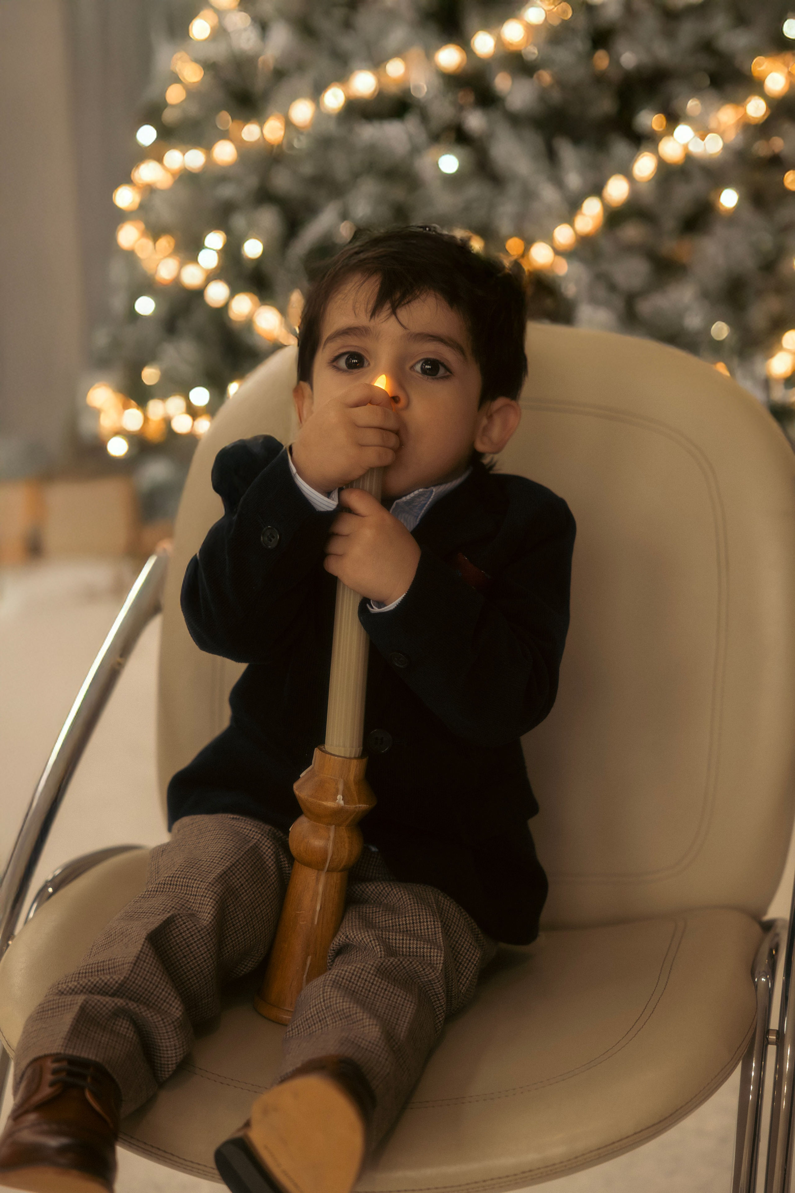 Christmas décor and warm lights in Chicago holiday studio setup