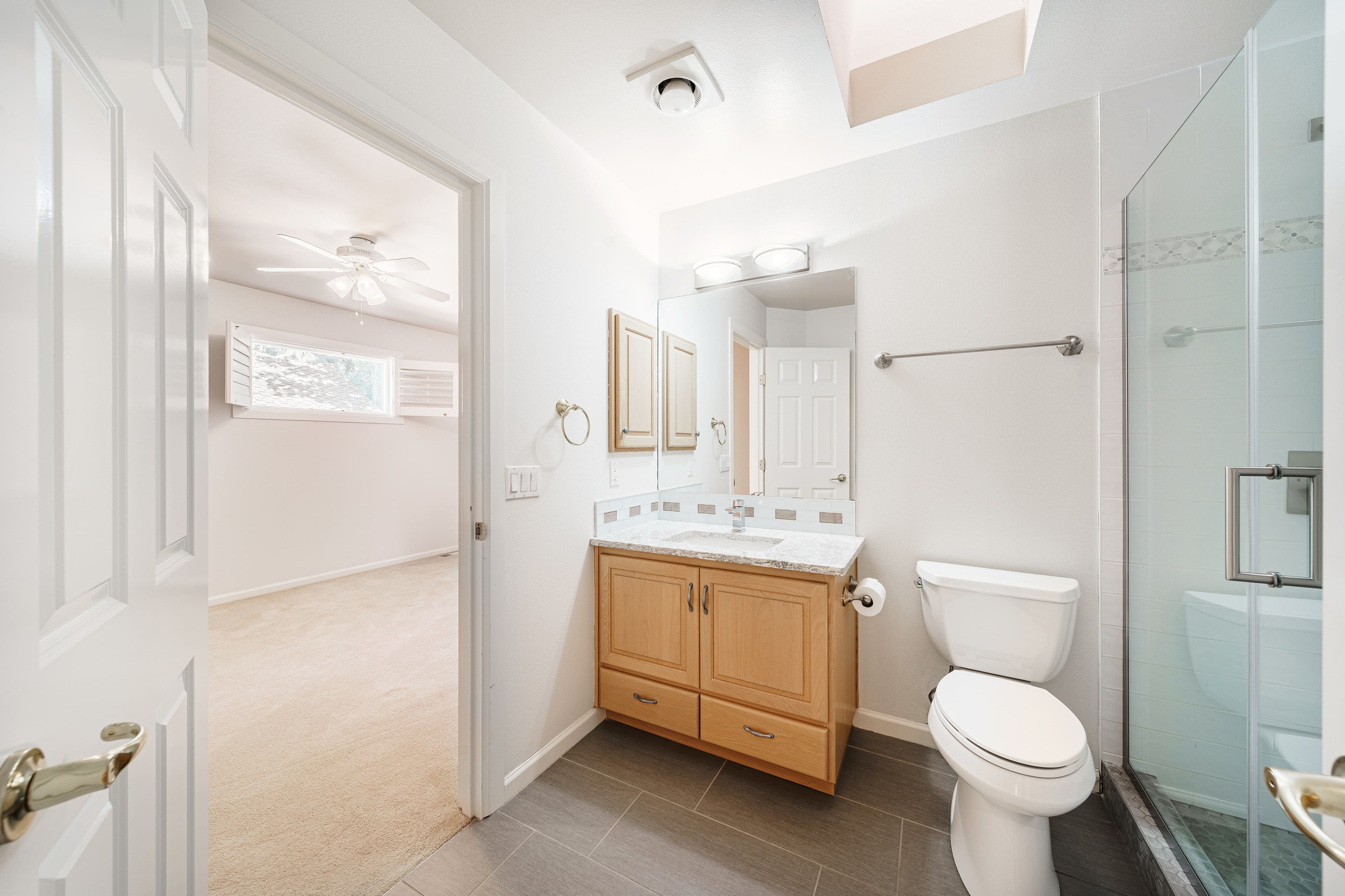 Real Estate photography. Washington state. EVAN ARISTOV WEDDING PHOTOGRAPHY — Seattle Wedding Photographer