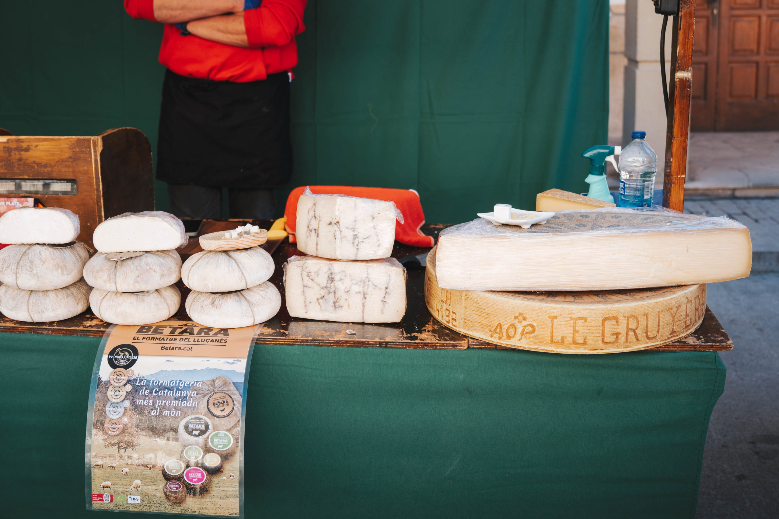 Mercadillo, La Pobleta de Bellveí. Alba del Norte Studio