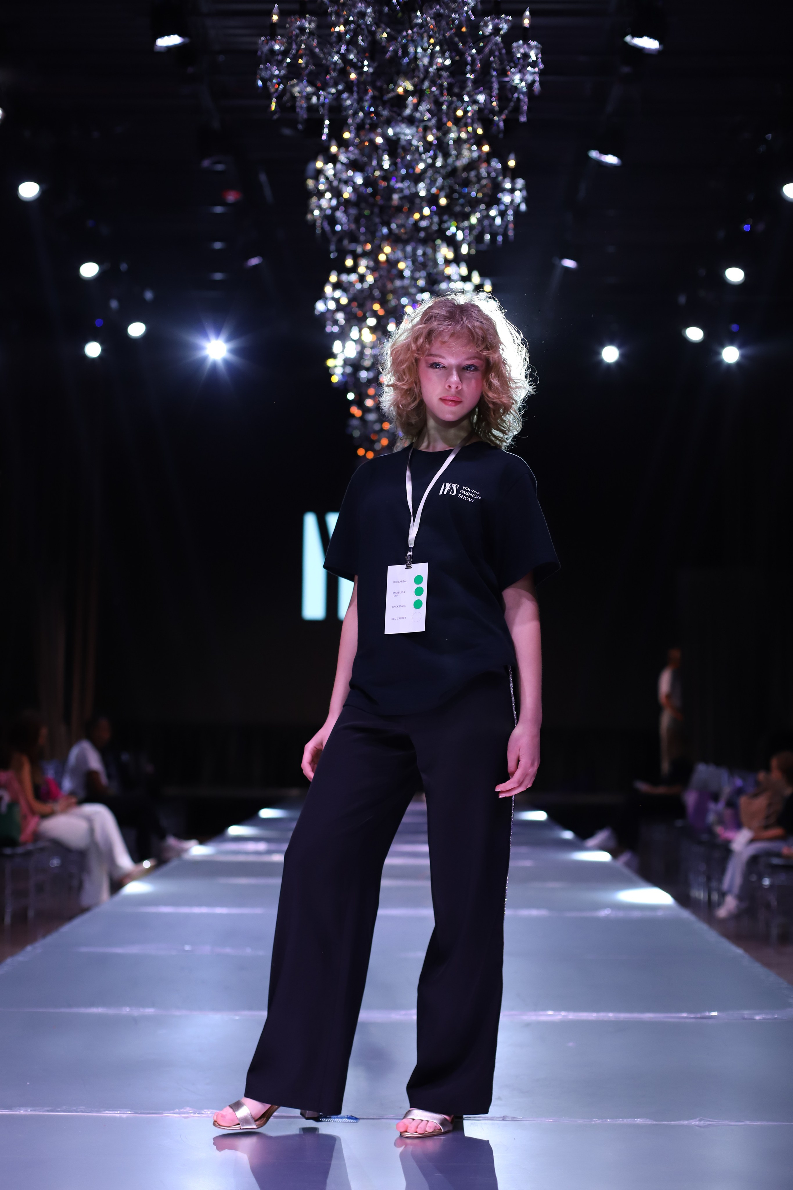 Young Fashion Show. VALERIIA VIUNOVA individual shooting\love story\event\brand