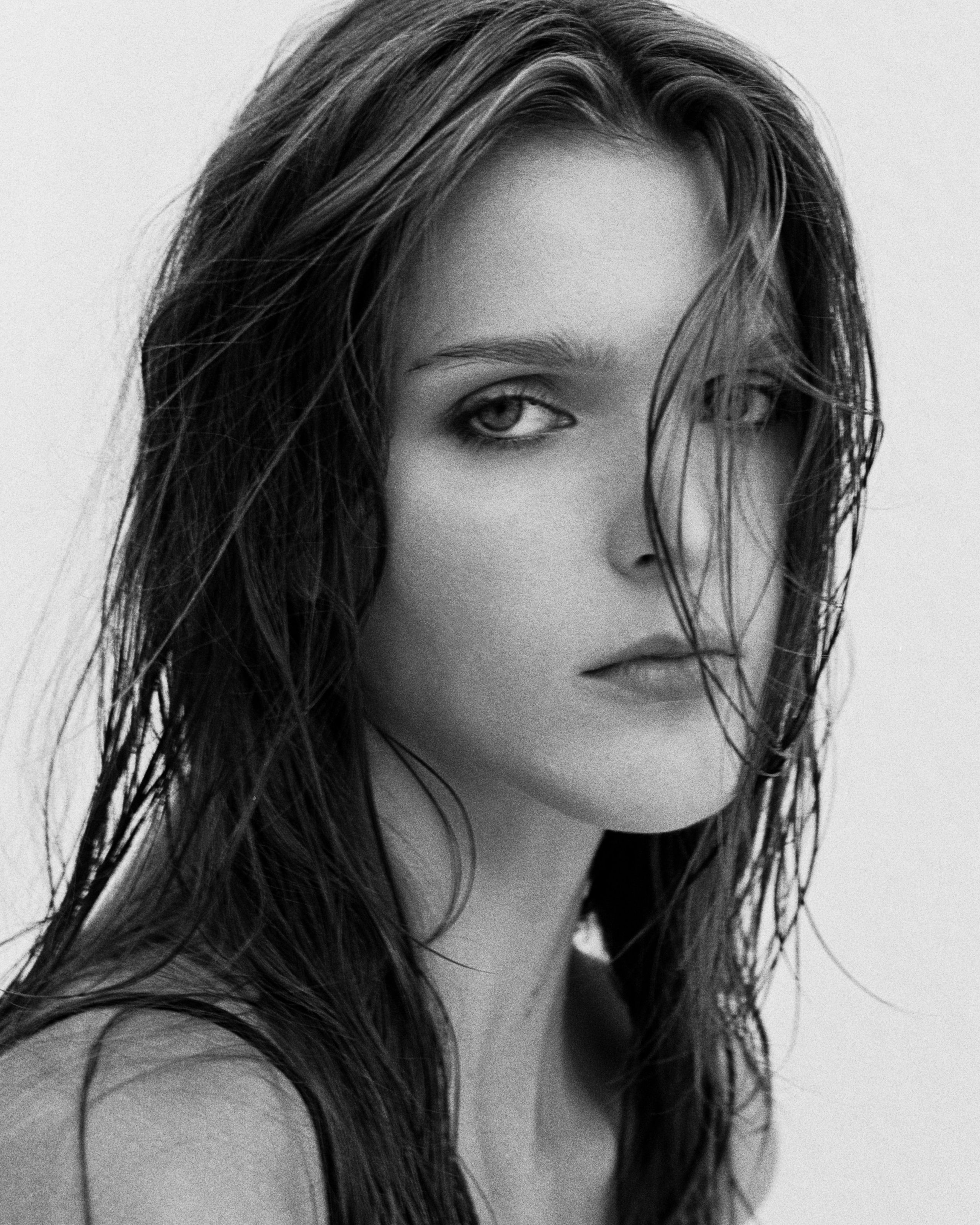 PORTRAITS. Dubai photographer Anastasiia.dxb — portrait, fashion and brand photoshoots. Professional photographer for personal and commercial projects