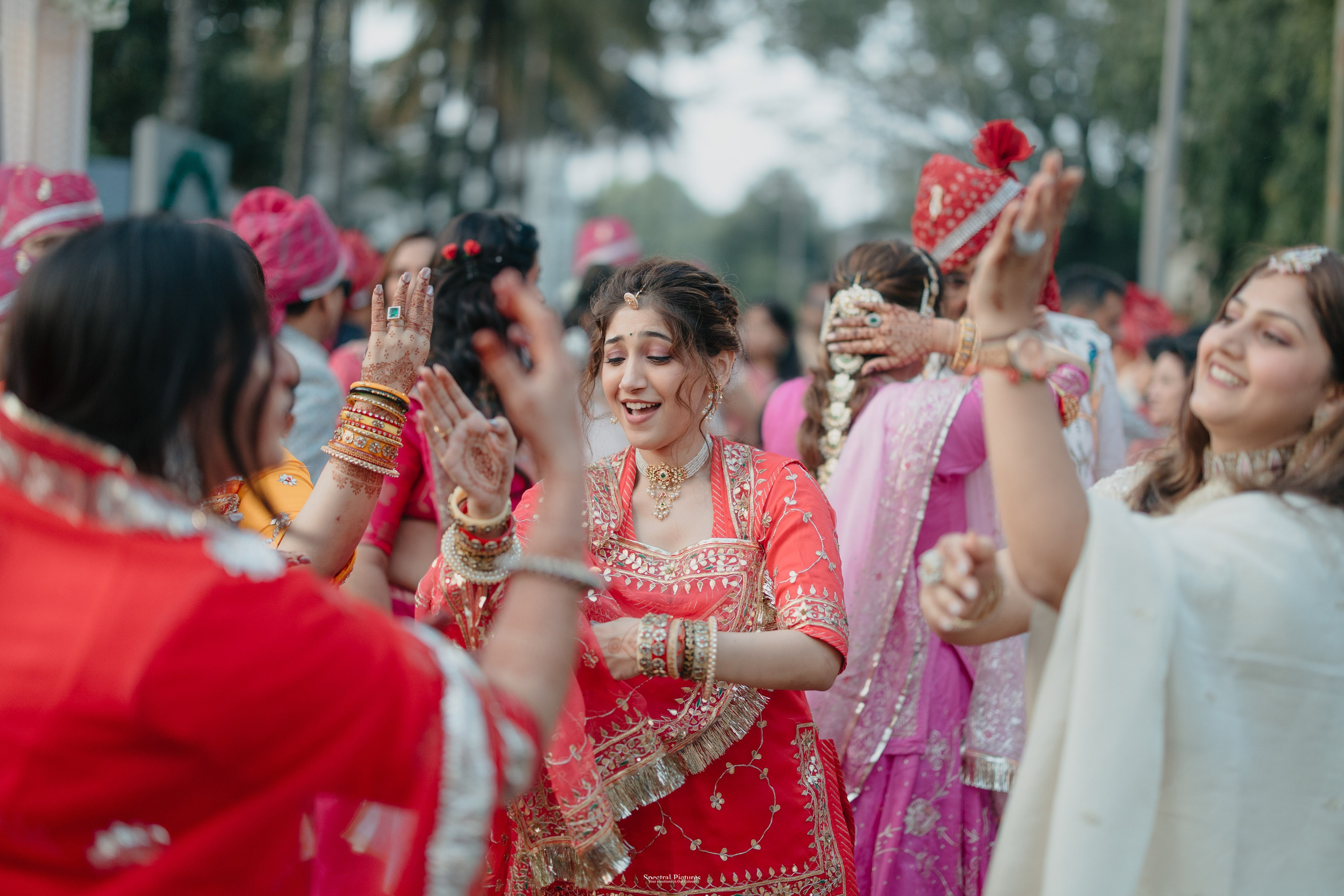 #ADIकीAESHहै