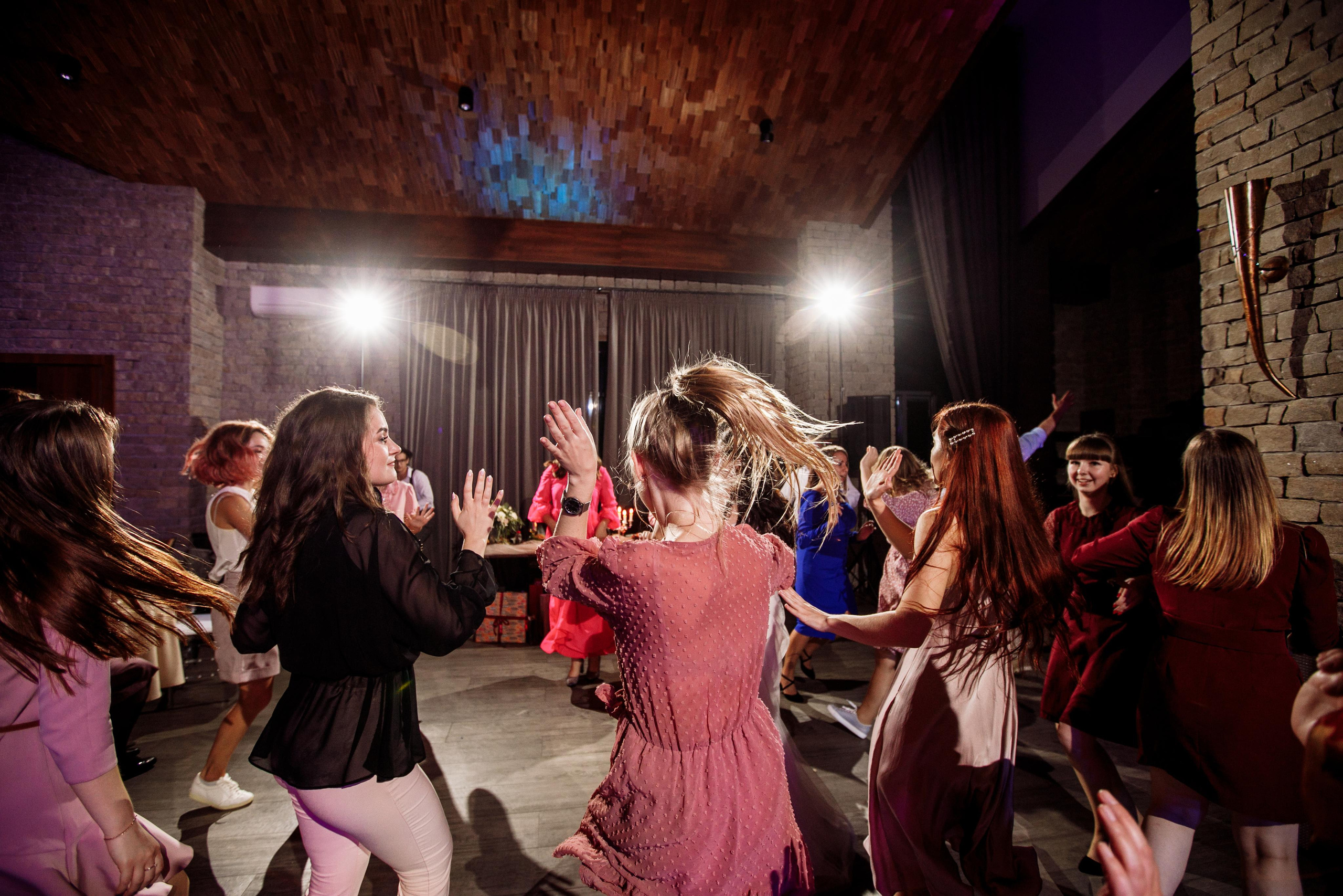 Dasha & Max. Wedding and family photographer and videographer PA, NJ, NY, DE, MD