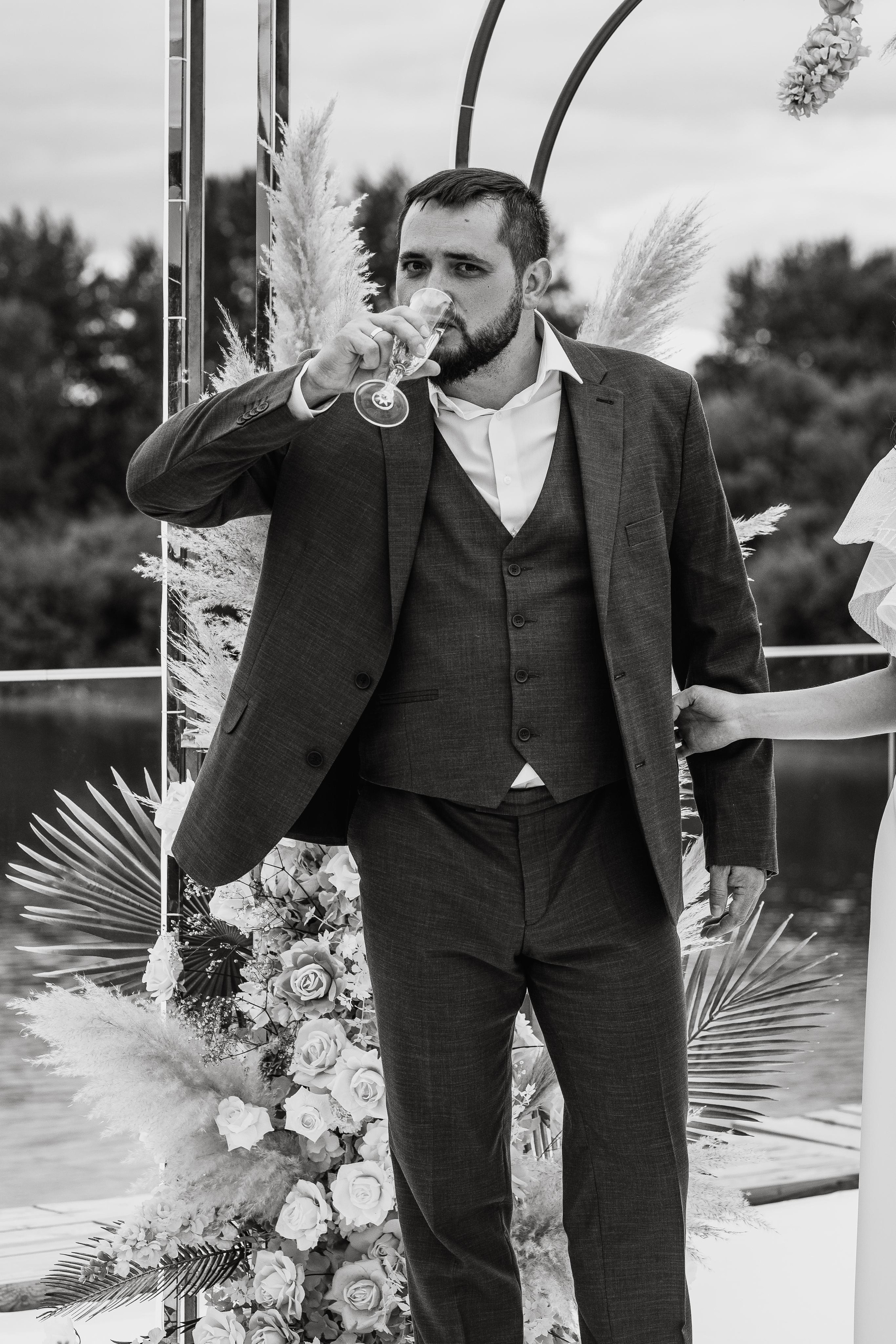 Roman & Kate. Wedding and family photographer and videographer PA, NJ, NY, DE, MD