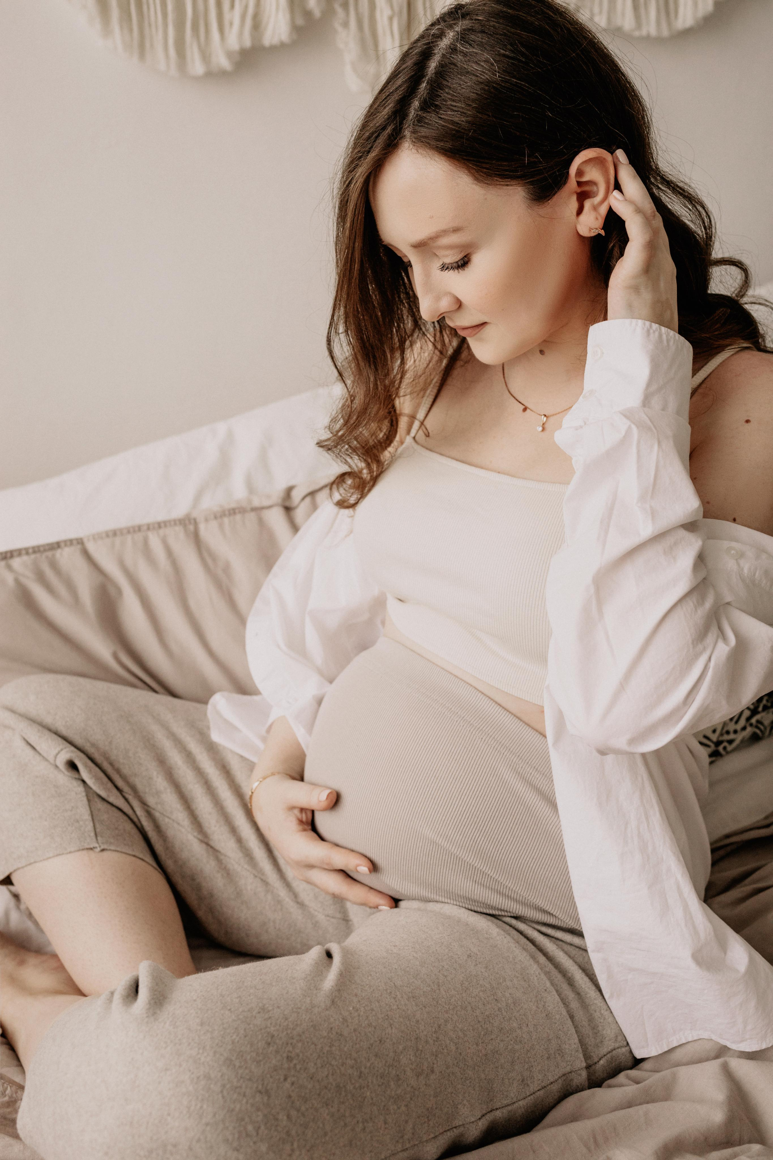 Alyona & Jane. Maternity. Wedding and family photographer and videographer PA, NJ, NY, DE, MD