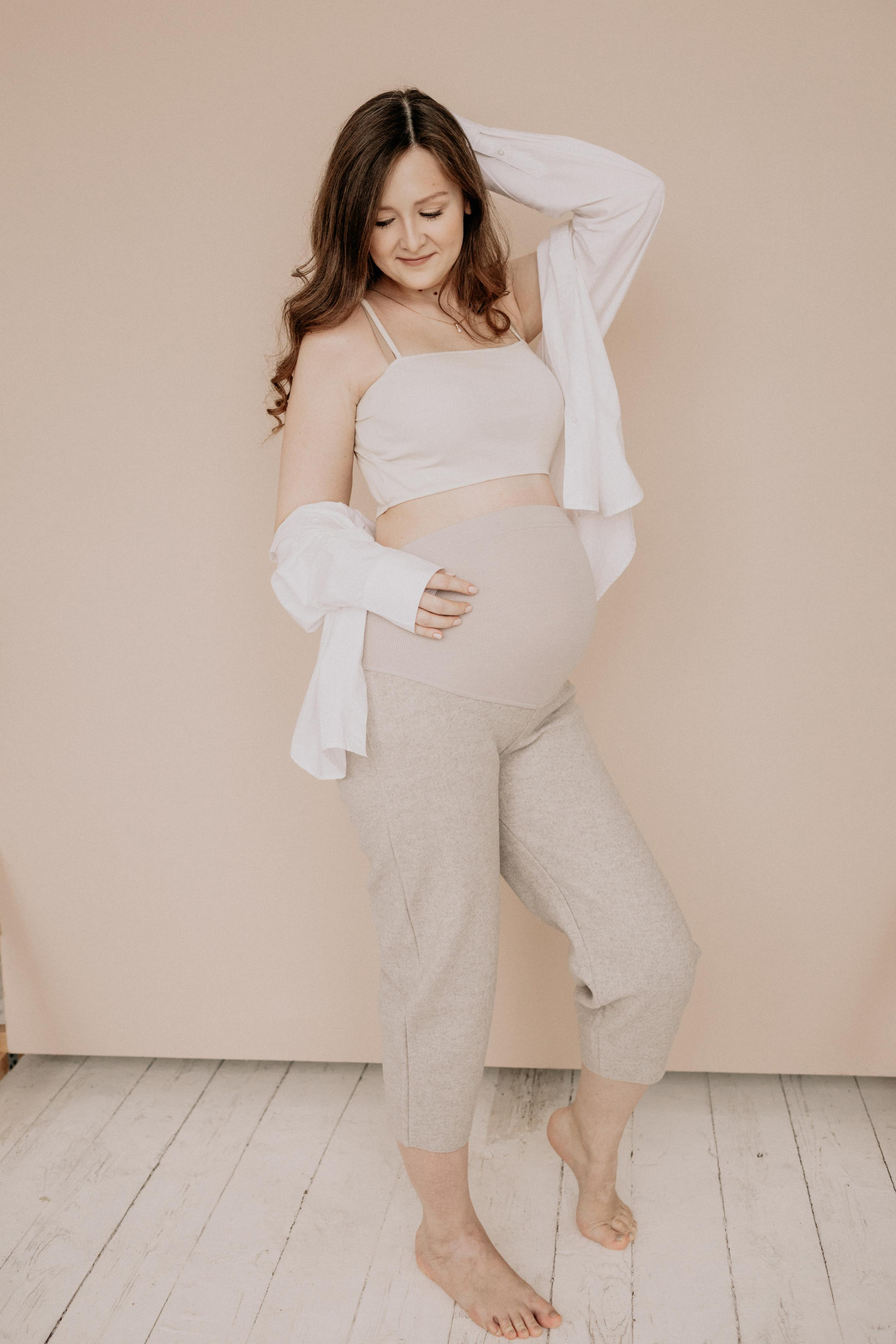 Alyona & Jane. Maternity. Wedding and family photographer and videographer PA, NJ, NY, DE, MD