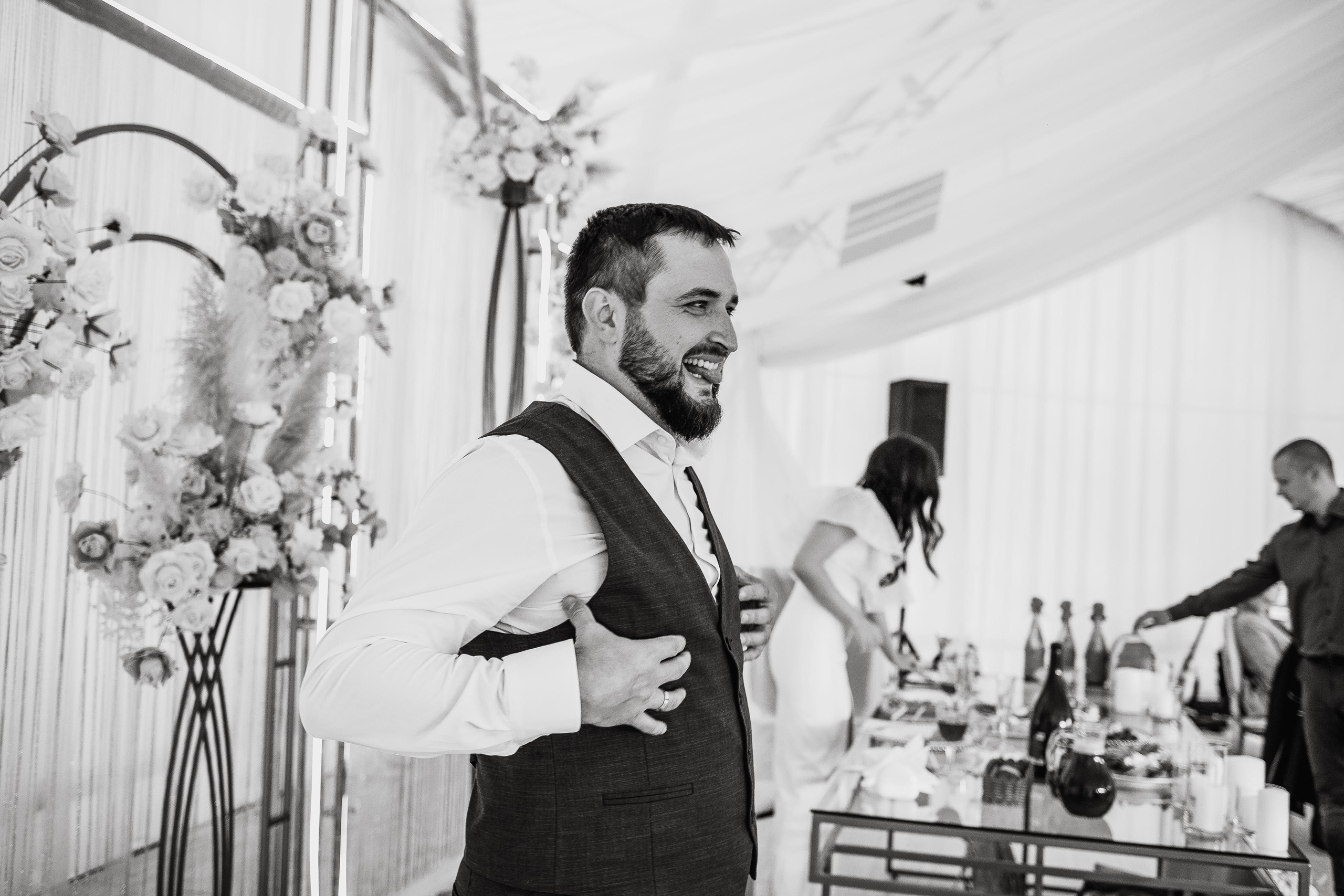 Roman & Kate. Wedding and family photographer and videographer PA, NJ, NY, DE, MD