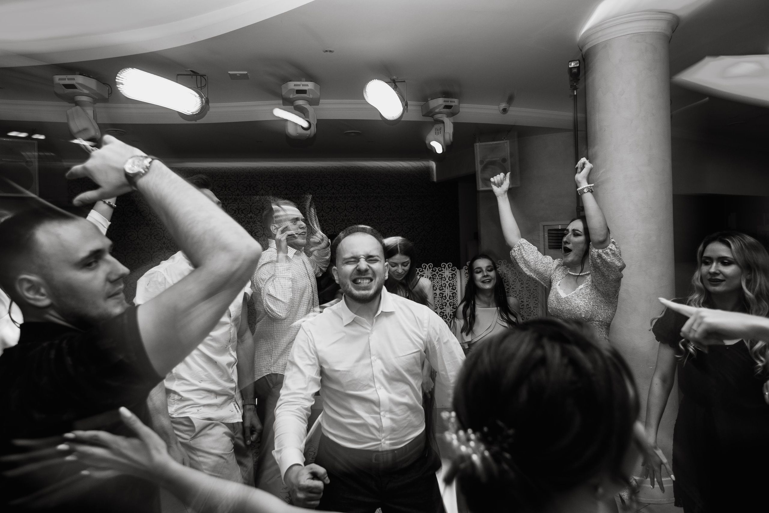 Artem & Polina. Wedding and family photographer and videographer PA, NJ, NY, DE, MD