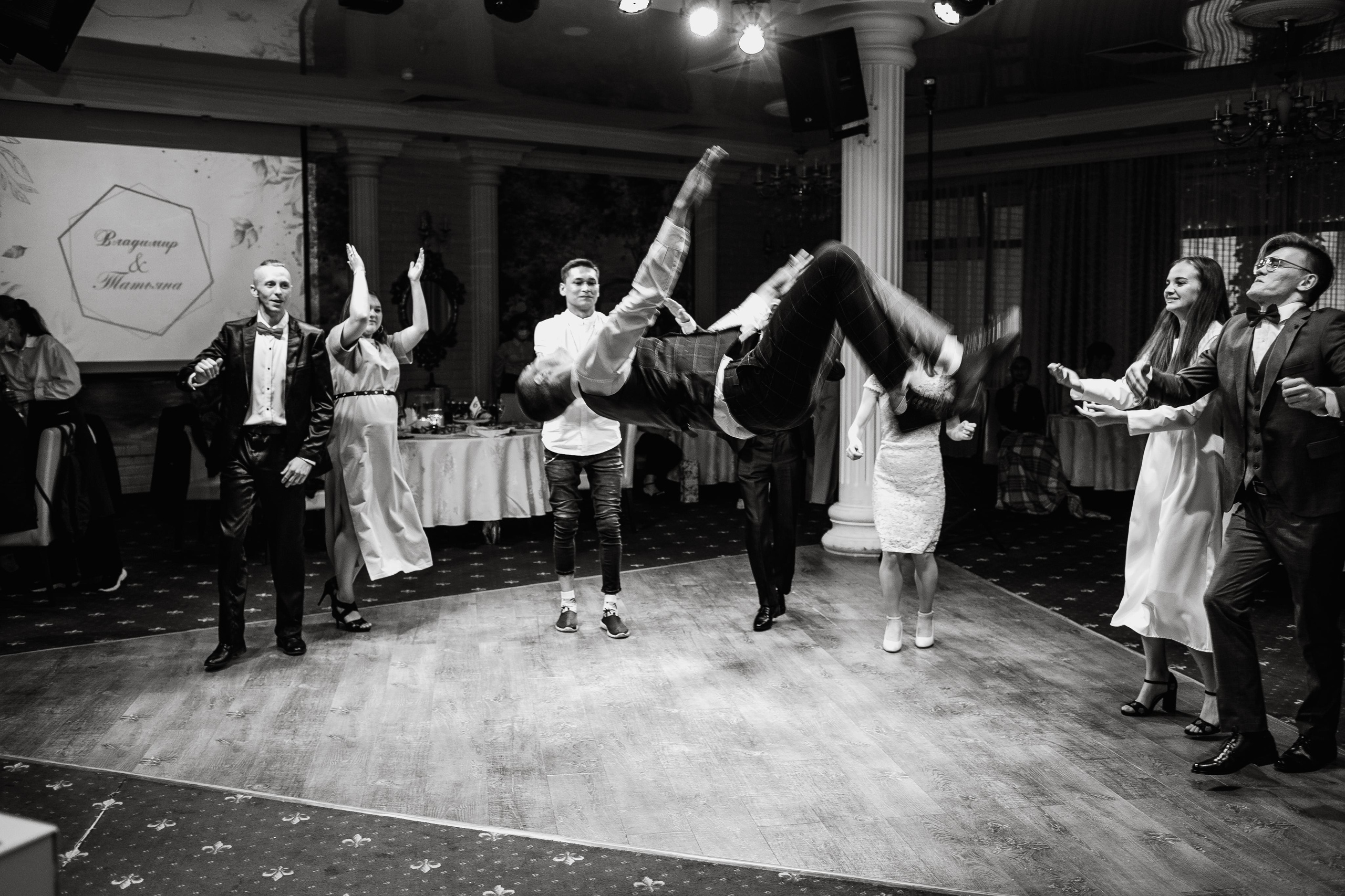 Vladimir & Tanya. Wedding and family photographer and videographer PA, NJ, NY, DE, MD