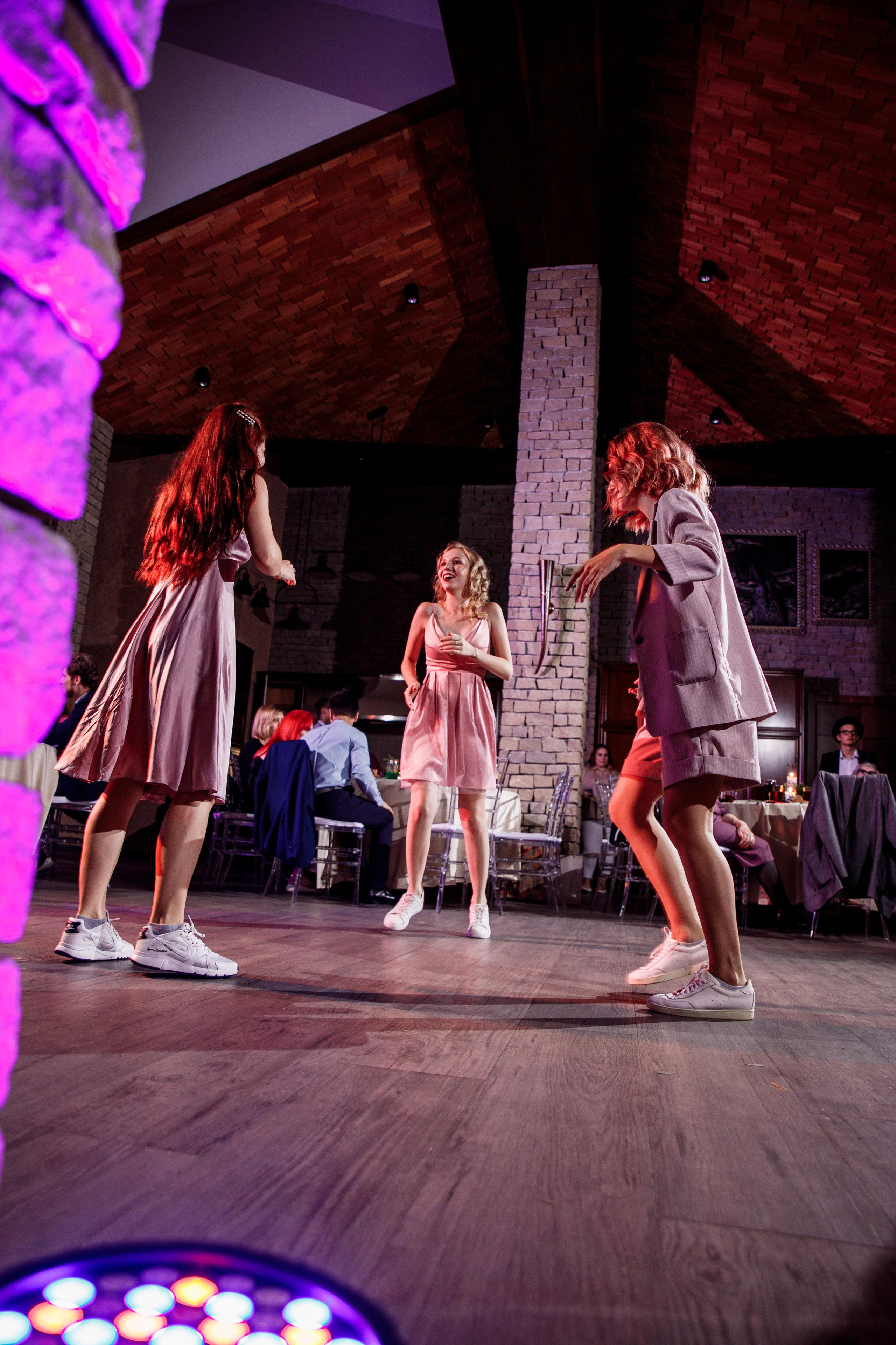 Dasha & Max. Wedding and family photographer and videographer PA, NJ, NY, DE, MD