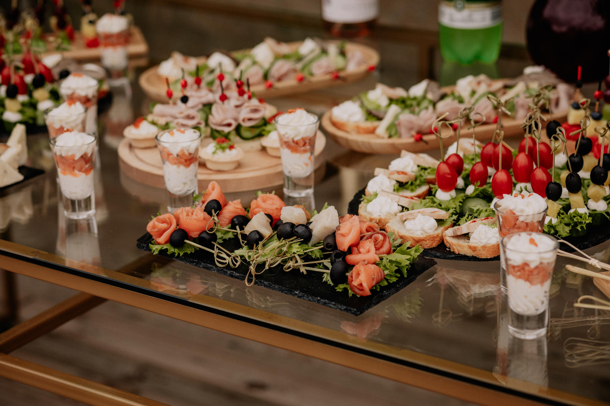 Roman & Kate. Wedding and family photographer and videographer PA, NJ, NY, DE, MD