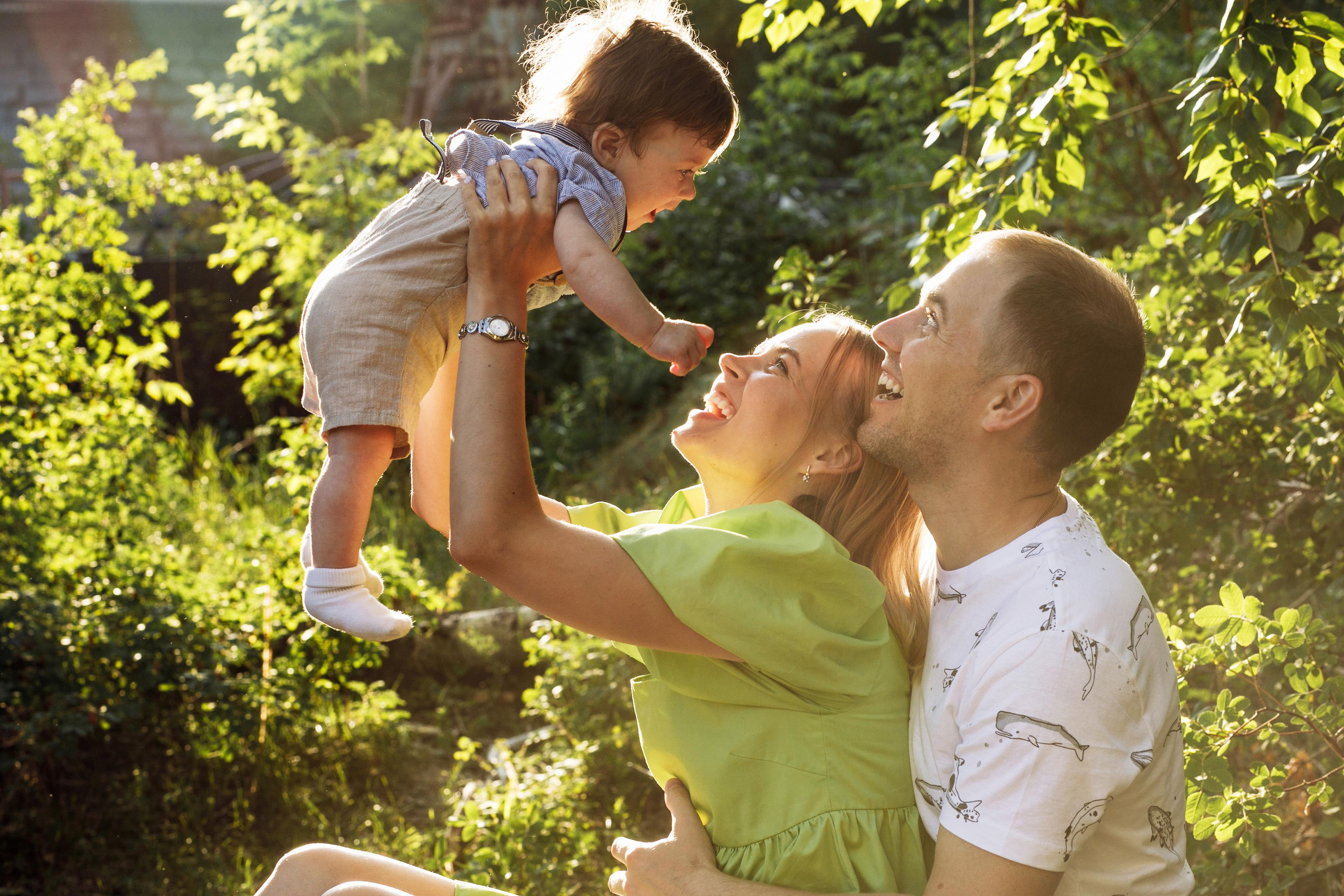 Family. Nature. Wedding and family photographer and videographer PA, NJ, NY, DE, MD