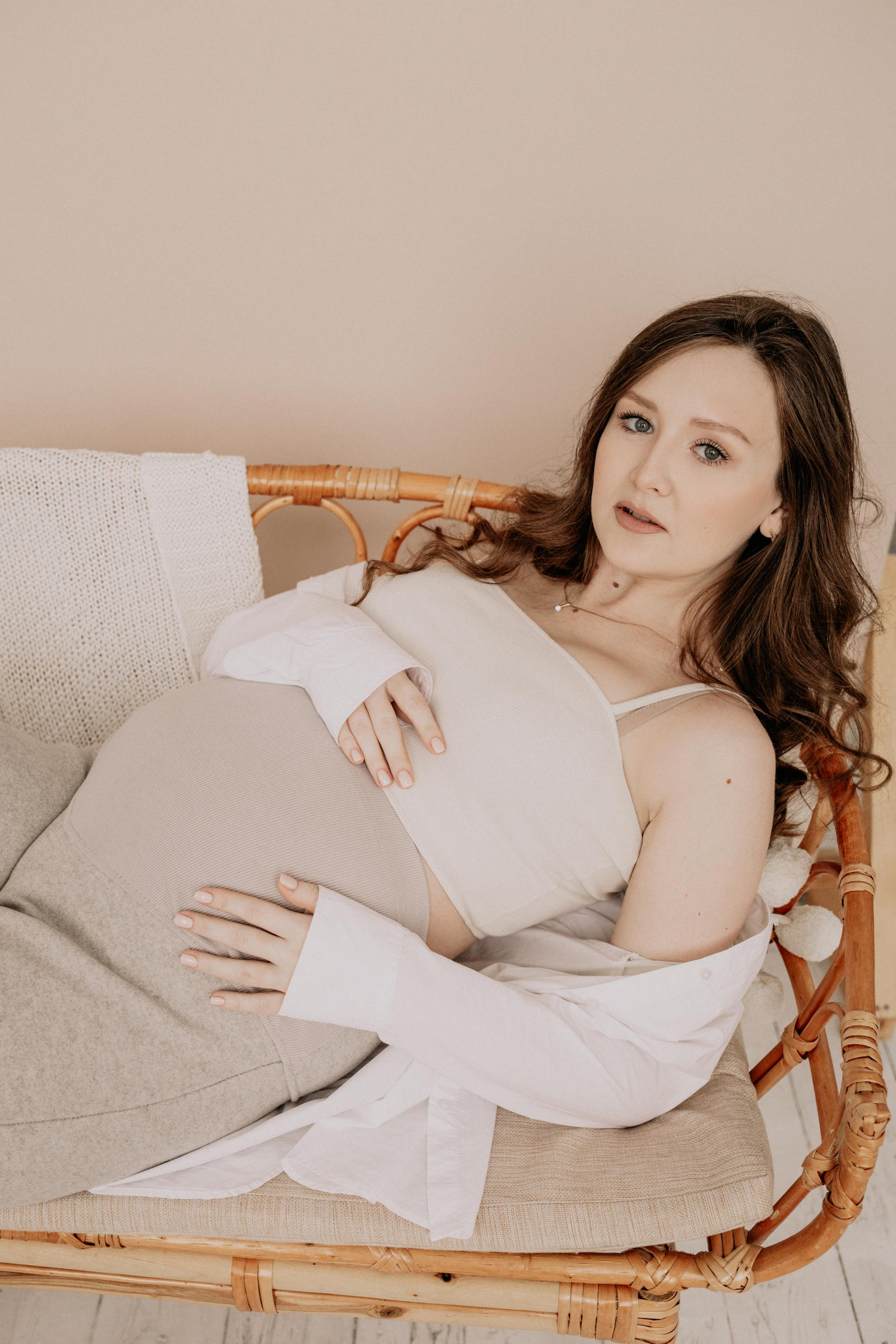 Alyona & Jane. Maternity. Wedding and family photographer and videographer PA, NJ, NY, DE, MD