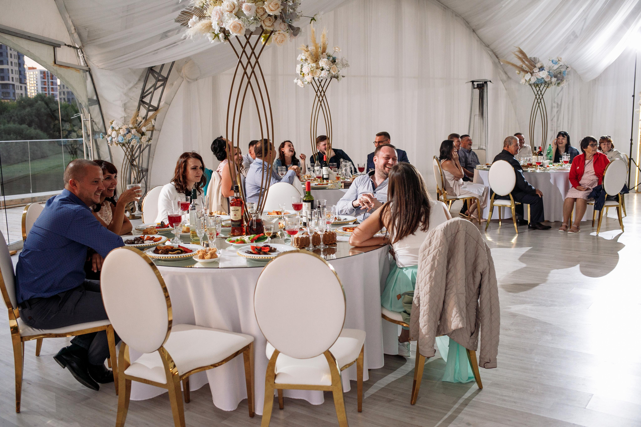 Roman & Kate. Wedding and family photographer and videographer PA, NJ, NY, DE, MD