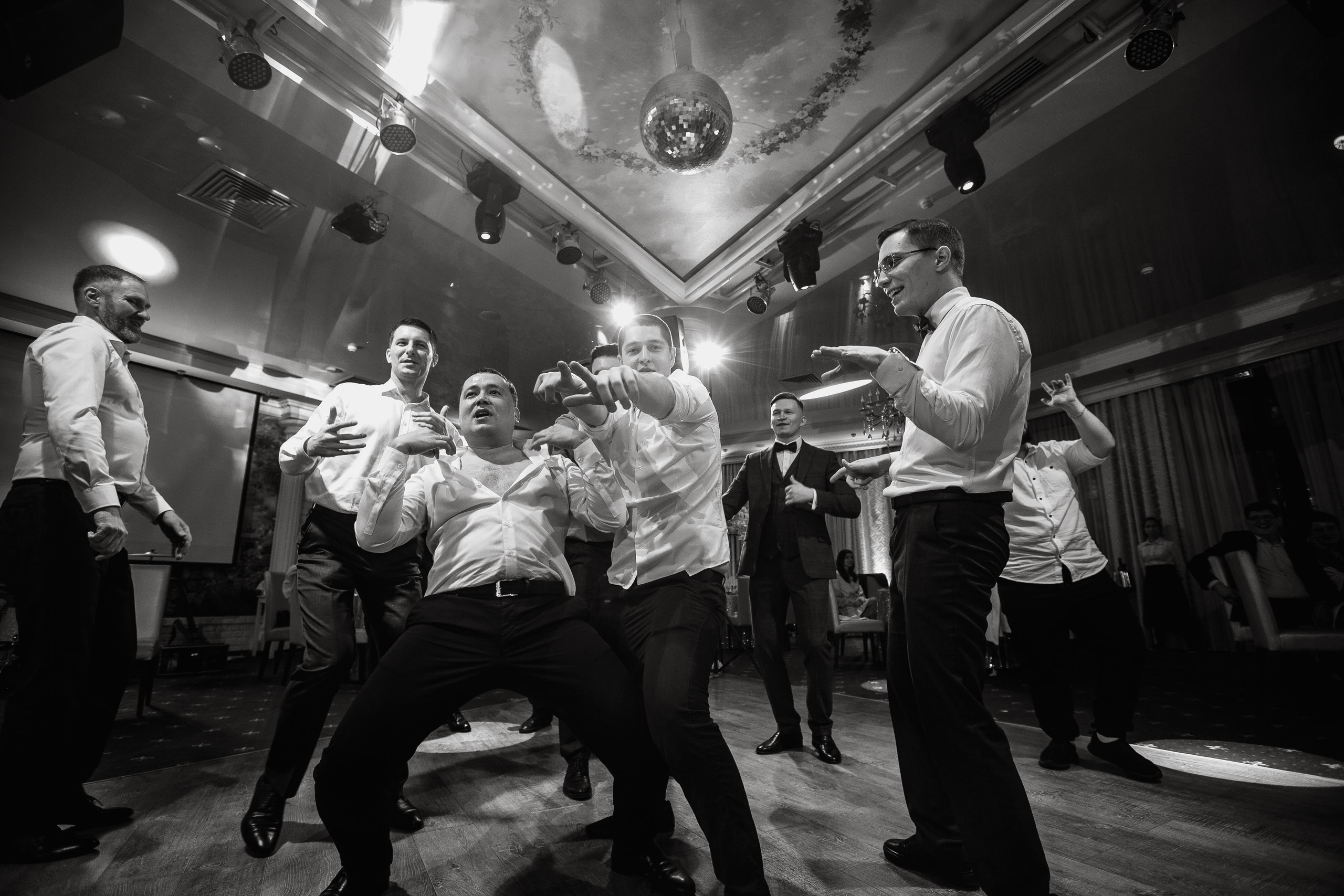 Kostya & Alyona. Wedding and family photographer and videographer PA, NJ, NY, DE, MD