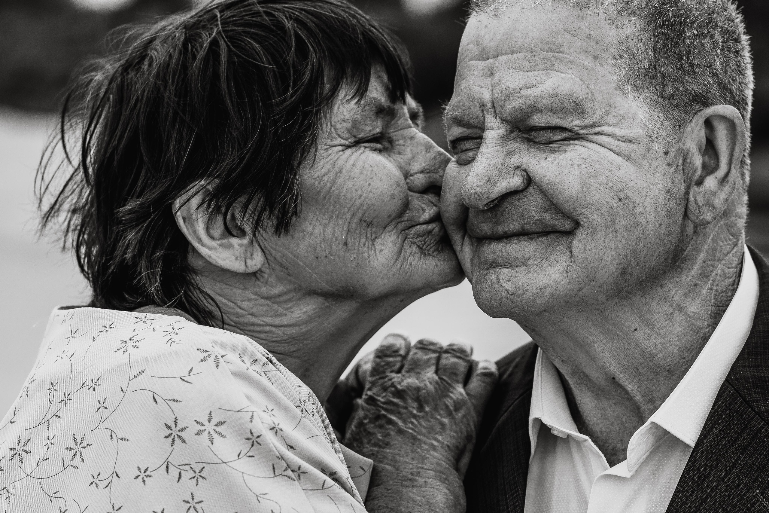 Roman & Kate. Wedding and family photographer and videographer PA, NJ, NY, DE, MD