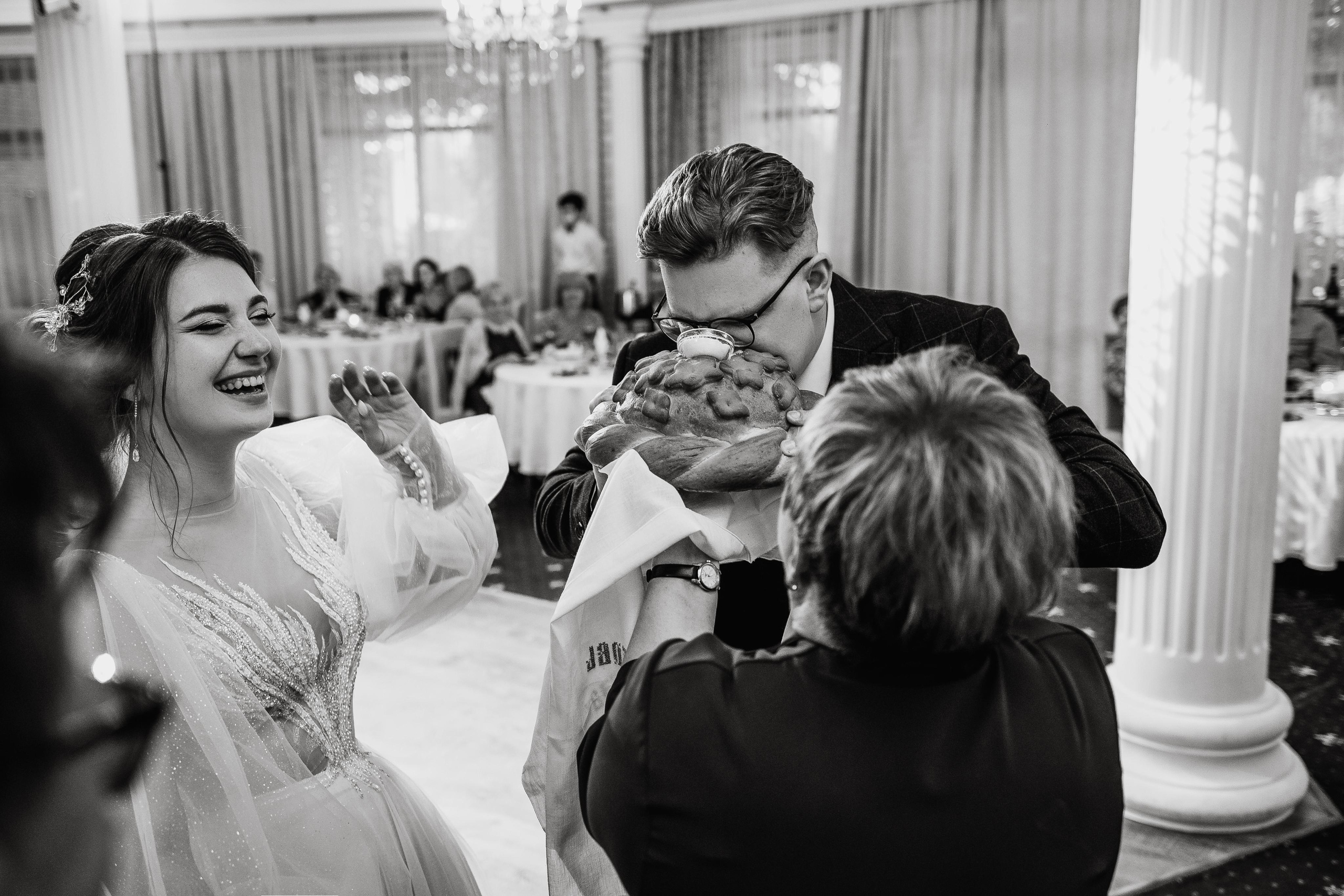 Vladimir & Tanya. Wedding and family photographer and videographer PA, NJ, NY, DE, MD