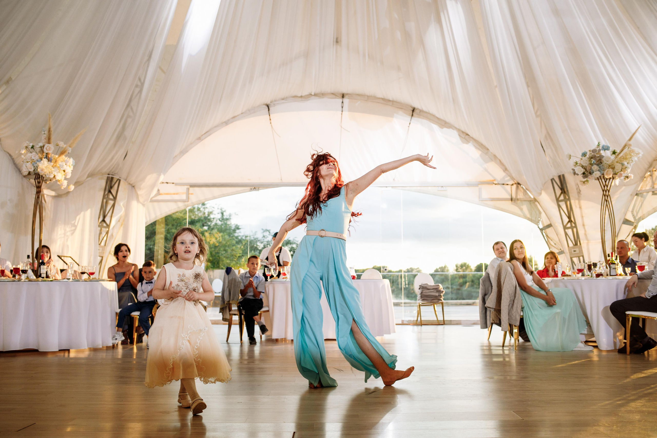 Roman & Kate. Wedding and family photographer and videographer PA, NJ, NY, DE, MD